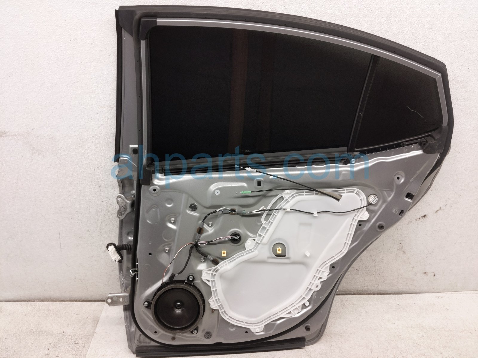2026 Toyota Camry Rear Passenger Door Silver no Inside Trim* 67003 AQ010 Replacement 2026 Toyota Camry Rear Passenger Door Silver no Inside Trim* 67003 AQ010 Replacement thumbnail
