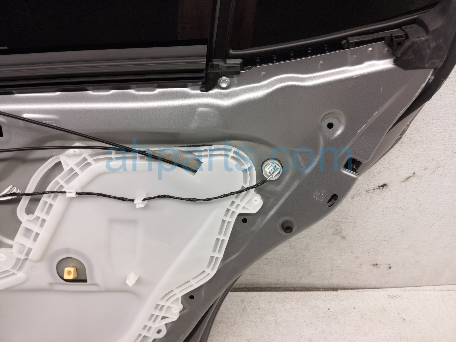 2026 Toyota Camry Rear Passenger Door Silver no Inside Trim* 67003 AQ010 Replacement 2026 Toyota Camry Rear Passenger Door Silver no Inside Trim* 67003 AQ010 Replacement thumbnail