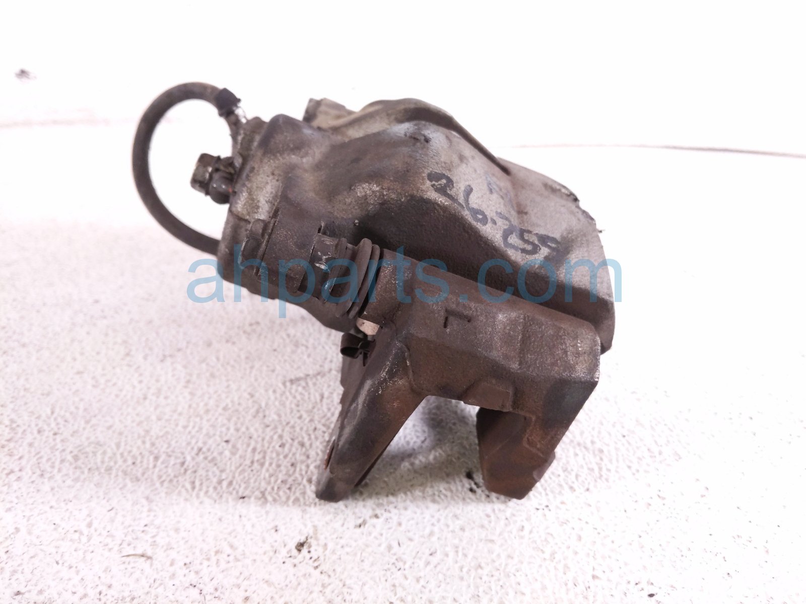 2021 Toyota C HR Front Driver Brake Caliper 47750 76010 Replacement 2021 Toyota C HR Front Driver Brake Caliper 47750 76010 Replacement thumbnail