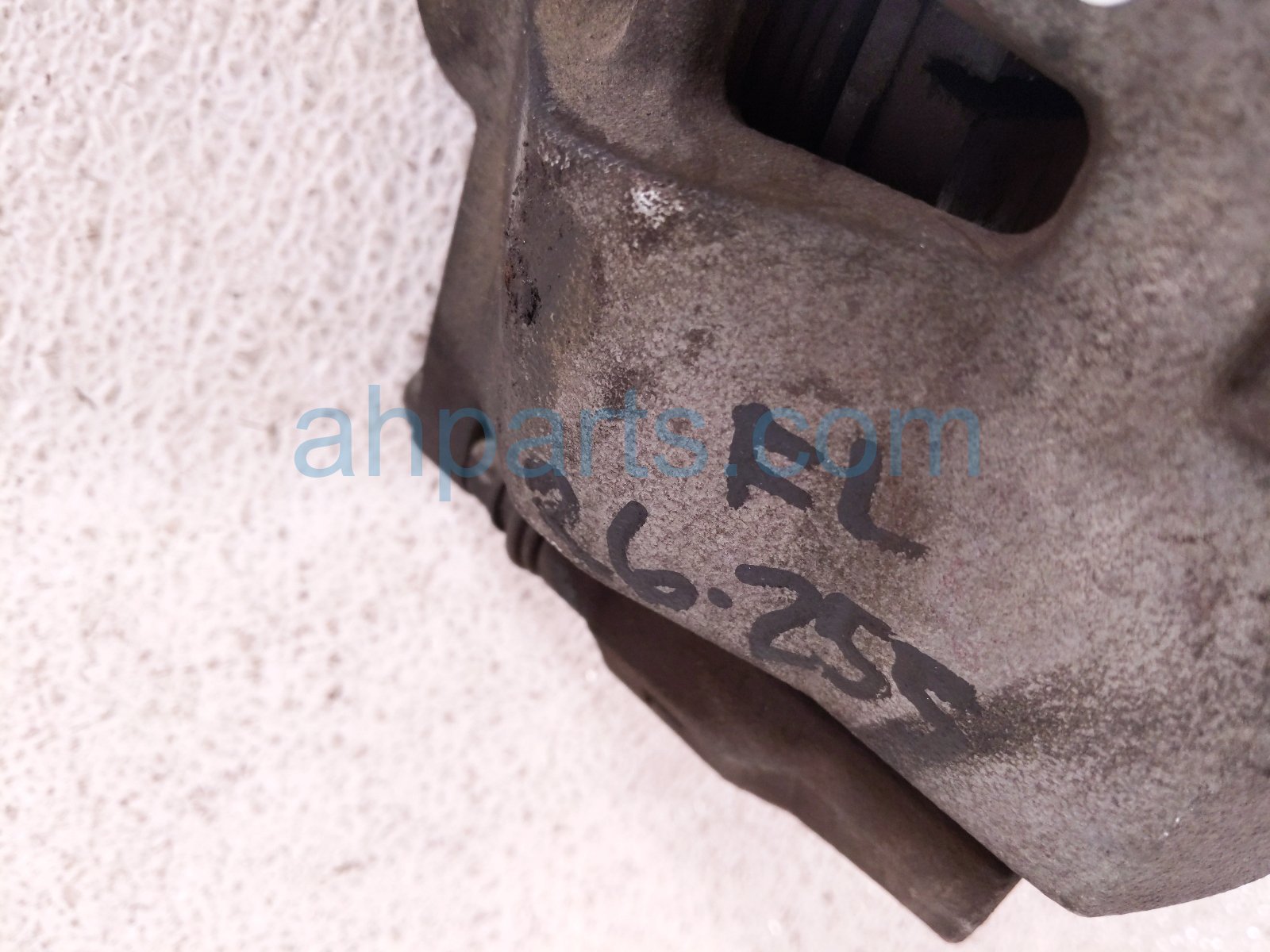 2021 Toyota C HR Front Driver Brake Caliper 47750 76010 Replacement 2021 Toyota C HR Front Driver Brake Caliper 47750 76010 Replacement thumbnail