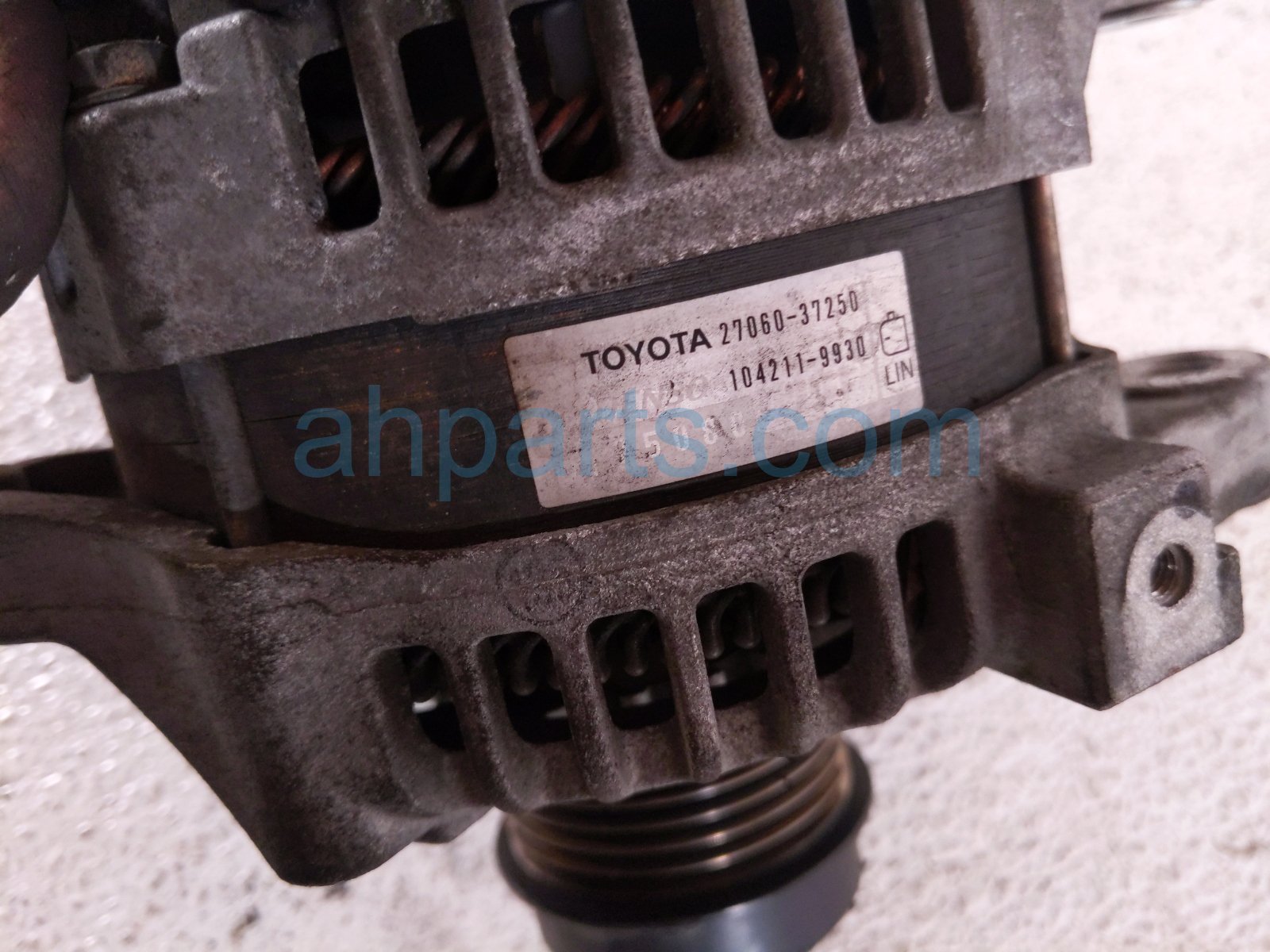2021 Toyota C HR Alternator / Generator 27060 37250 Replacement 2021 Toyota C HR Alternator / Generator 27060 37250 Replacement thumbnail