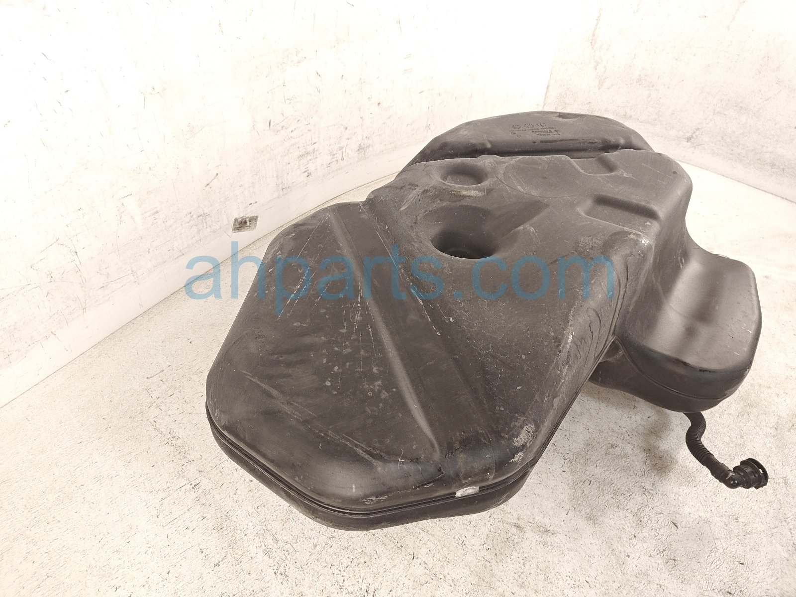 2021 Honda CR V Gas / Fuel Tank 17044 TPG A00 Replacement 2021 Honda CR V Gas / Fuel Tank 17044 TPG A00 Replacement thumbnail