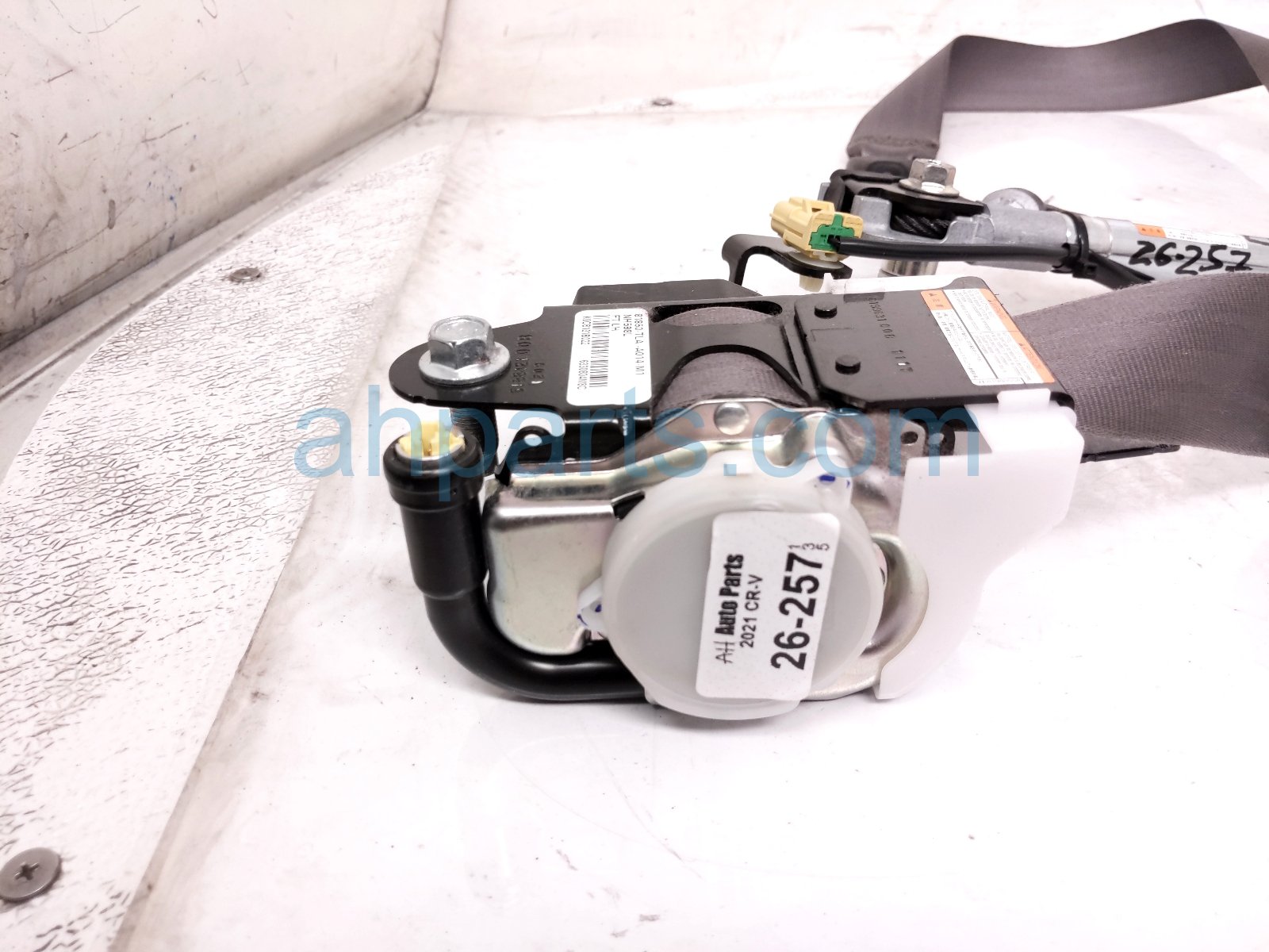 2021 Honda CR V Front Driver Seat Belt Grey 81850 TLA A014 M1 Replacement 2021 Honda CR V Front Driver Seat Belt Grey 81850 TLA A014 M1 Replacement thumbnail