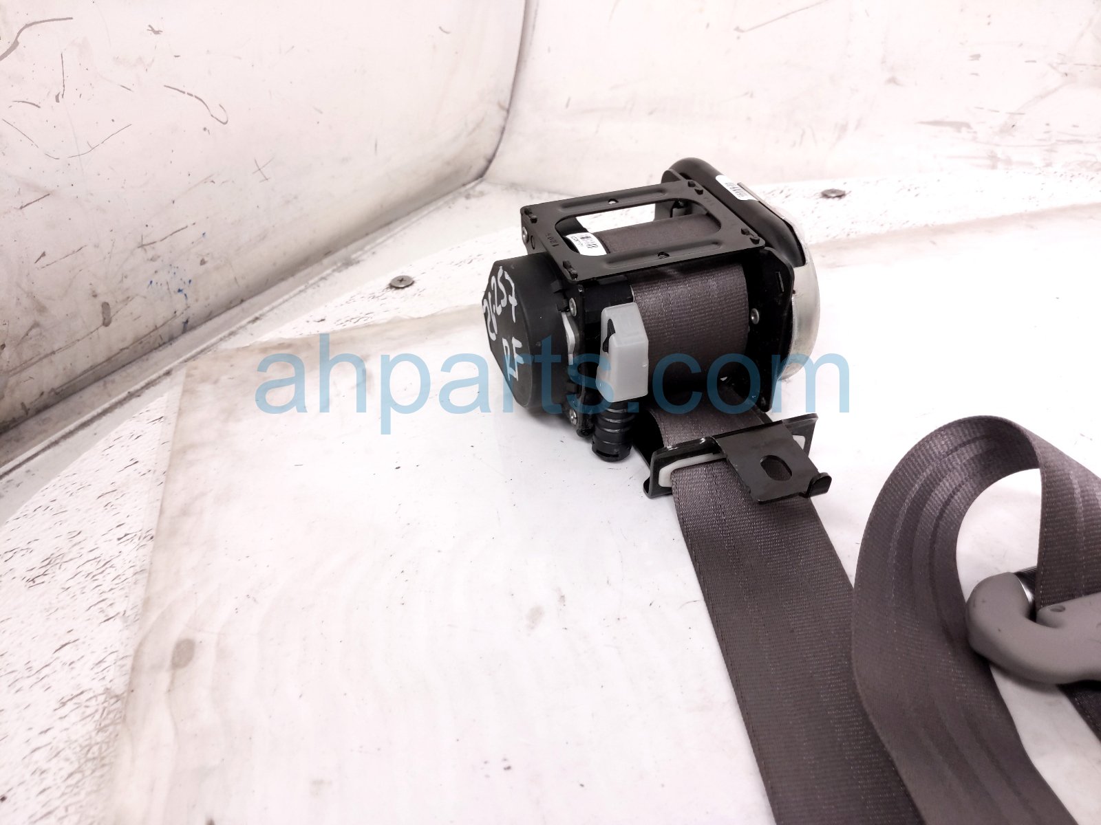 2021 Honda CR V Front Passenger Seat Belt Grey 04814 TLA A00ZC Replacement 2021 Honda CR V Front Passenger Seat Belt Grey 04814 TLA A00ZC Replacement thumbnail