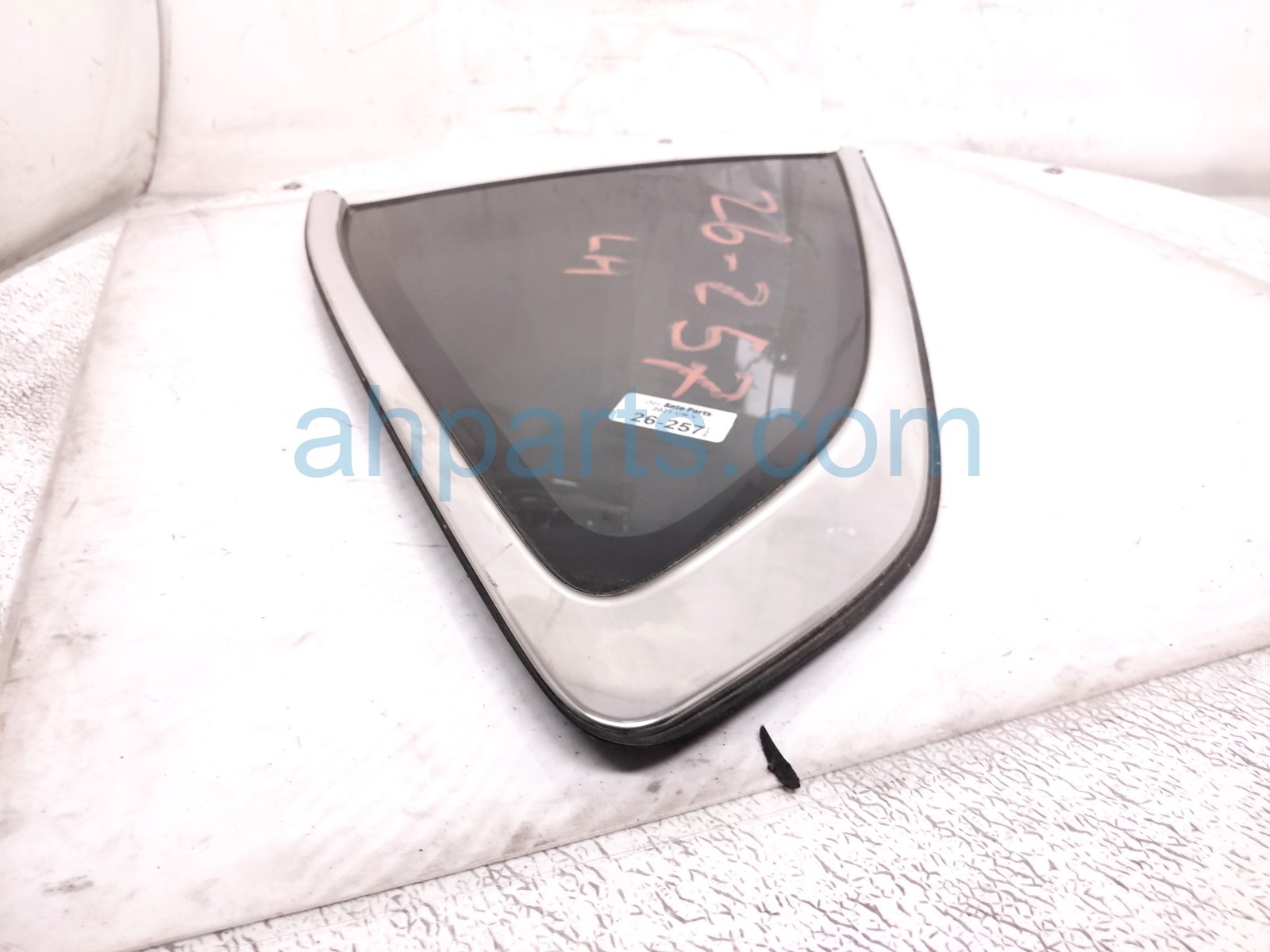 2021 Honda CR V Driver Quarter Window Glass 73562 TLA A01 Replacement 2021 Honda CR V Driver Quarter Window Glass 73562 TLA A01 Replacement thumbnail