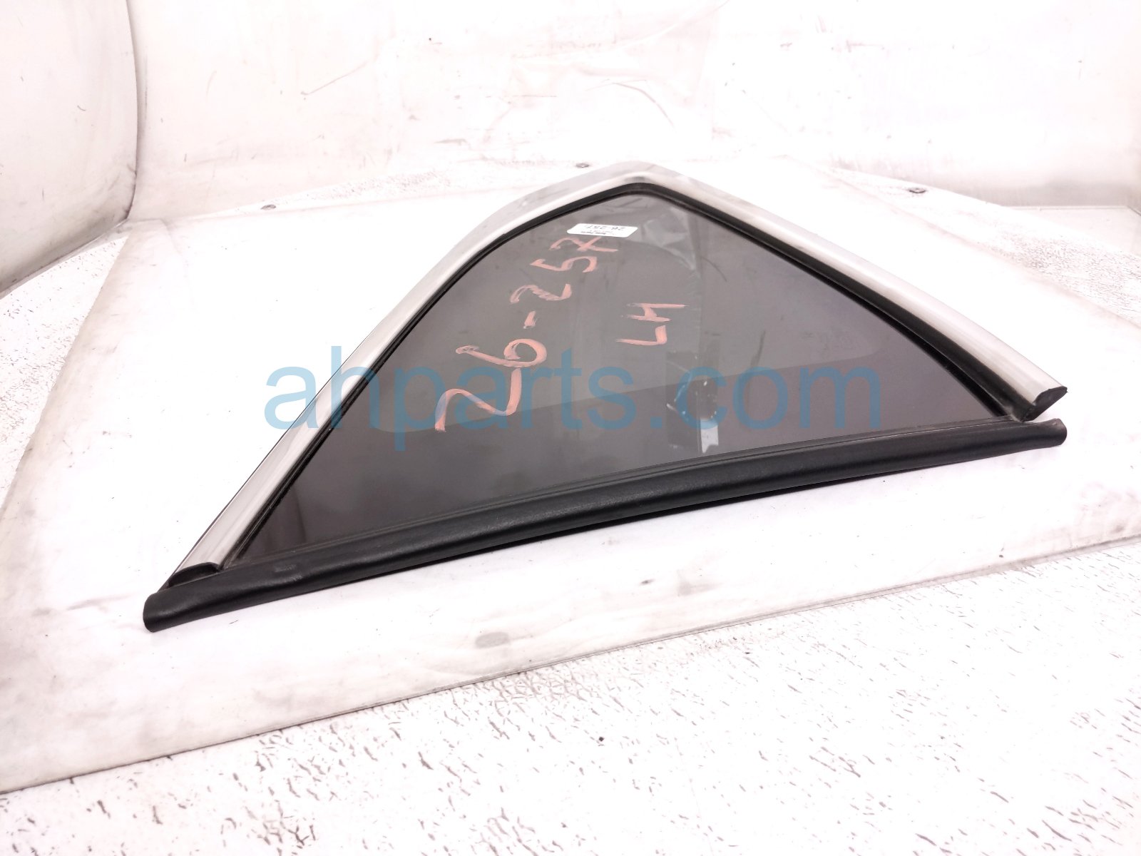 2021 Honda CR V Driver Quarter Window Glass 73562 TLA A01 Replacement 2021 Honda CR V Driver Quarter Window Glass 73562 TLA A01 Replacement thumbnail