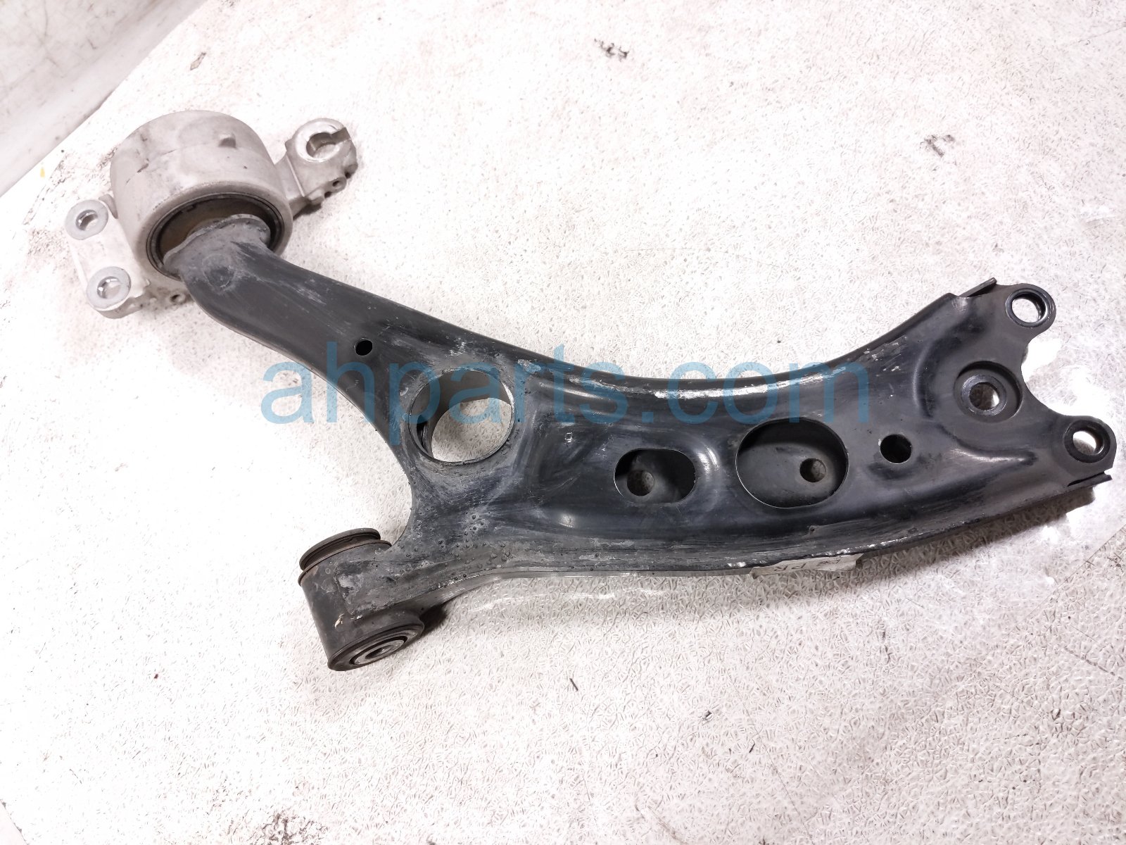 2021 Honda CR V Front Passenger Lower Control Arm 51350 TPA J01 Replacement 2021 Honda CR V Front Passenger Lower Control Arm 51350 TPA J01 Replacement thumbnail