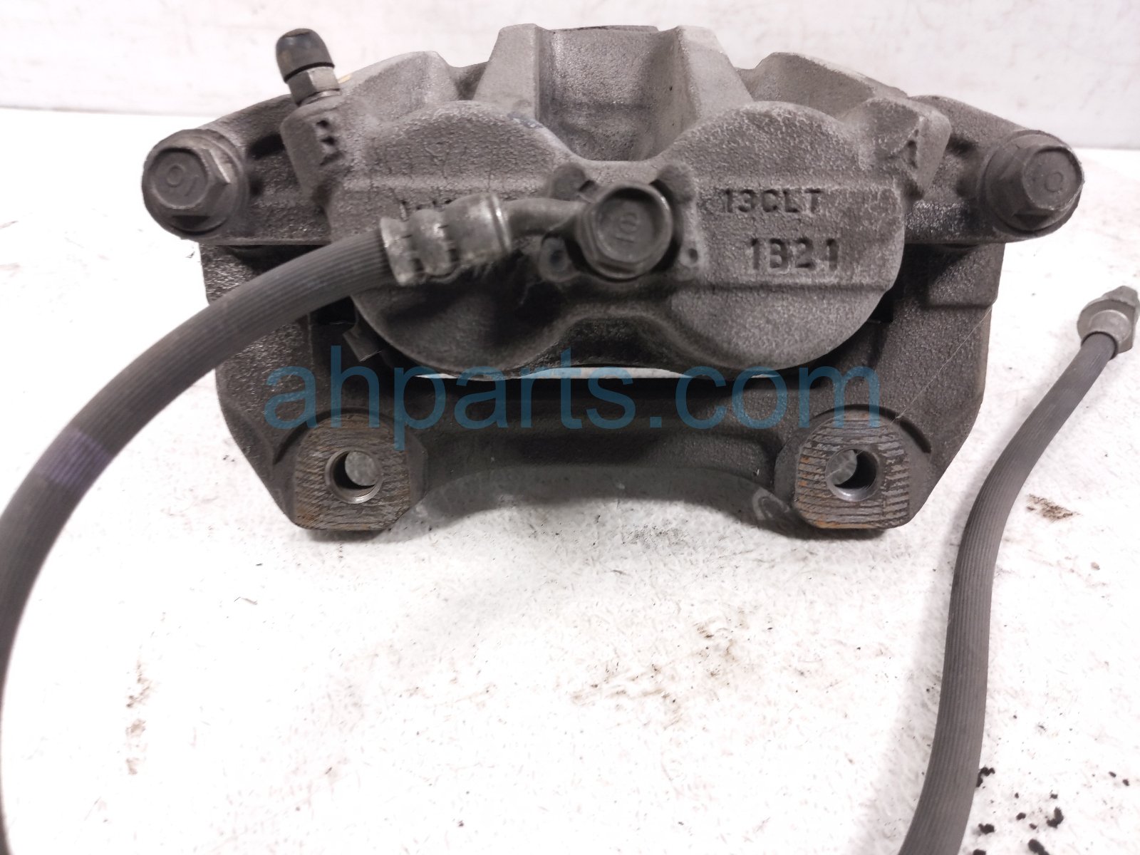 2021 Honda CR V Front Driver Brake Caliper 45019 TLA A50 Replacement 2021 Honda CR V Front Driver Brake Caliper 45019 TLA A50 Replacement thumbnail