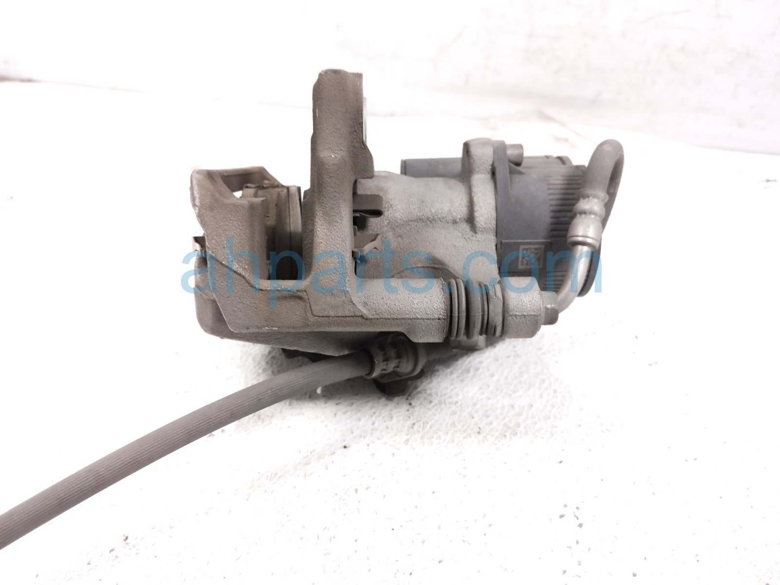 2021 Honda CR V Core Core Rear Passenger Brake Caliper 43018 TLA A01 Replacement 2021 Honda CR V Core Core Rear Passenger Brake Caliper 43018 TLA A01 Replacement thumbnail