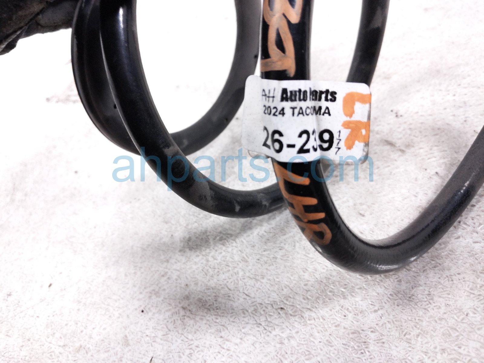 2024 Toyota Tacoma Strut / / Shock Absorber Rear Driver Coil Spring 2.4l 4x4 48231 AK061 Replacement 2024 Toyota Tacoma Strut / / Shock Absorber Rear Driver Coil Spring 2.4l 4x4 48231 AK061 Replacement thumbnail