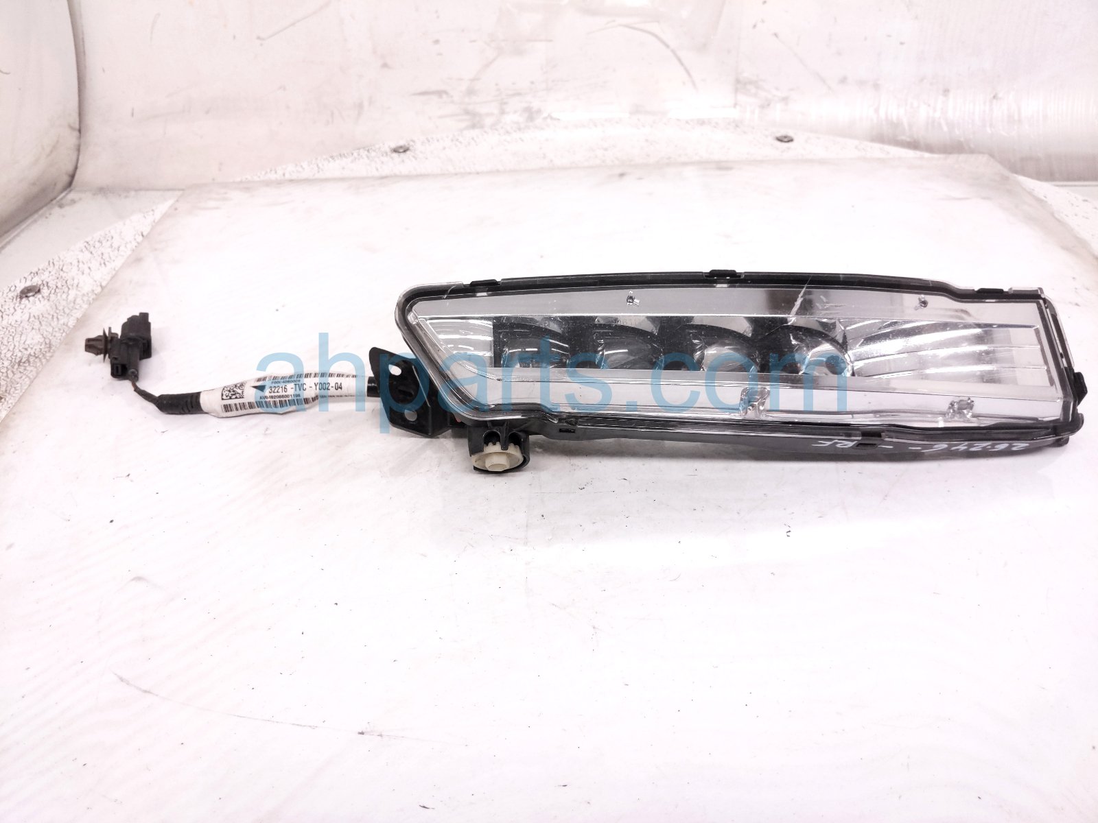 2019 Honda Accord Passenger Led Fog Lamp / Light Replacement 2019 Honda Accord Passenger Led Fog Lamp / Light Replacement thumbnail