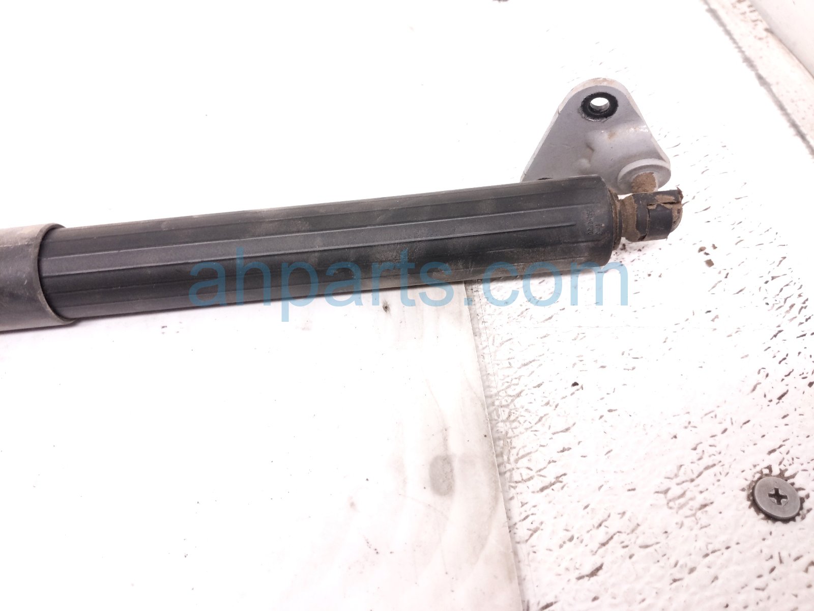 2025 Kia Carnival Rear Window Regulator Driver Power Tailgate Shock / Strut 81831 R0600 Replacement 2025 Kia Carnival Rear Window Regulator Driver Power Tailgate Shock / Strut 81831 R0600 Replacement thumbnail