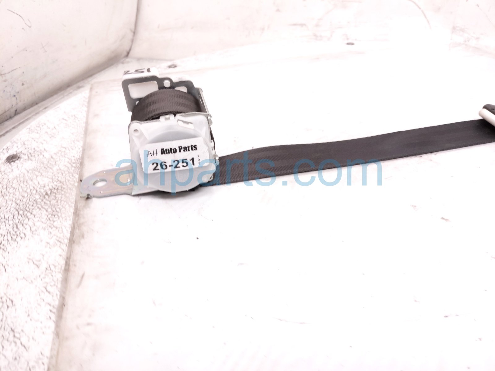 2015 Mitsubishi Lancermit Rear Passenger Seat Belt Assy Black 7000D667XA Replacement 2015 Mitsubishi Lancermit Rear Passenger Seat Belt Assy Black 7000D667XA Replacement thumbnail