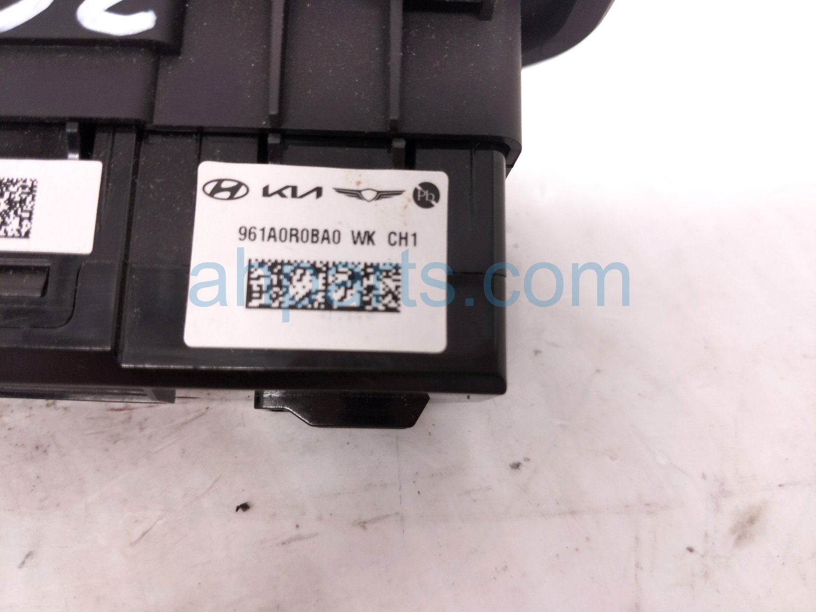 2025 Kia Carnival Center Console Usb Outlets 961A0 R0BA0 Replacement 2025 Kia Carnival Center Console Usb Outlets 961A0 R0BA0 Replacement thumbnail