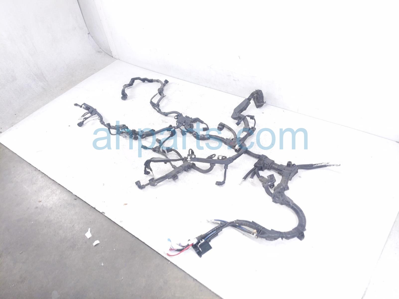 2021 Toyota Highlander Engine Wire Harness 2.5l Hyb Awd 82121 0E350 Replacement 2021 Toyota Highlander Engine Wire Harness 2.5l Hyb Awd 82121 0E350 Replacement thumbnail