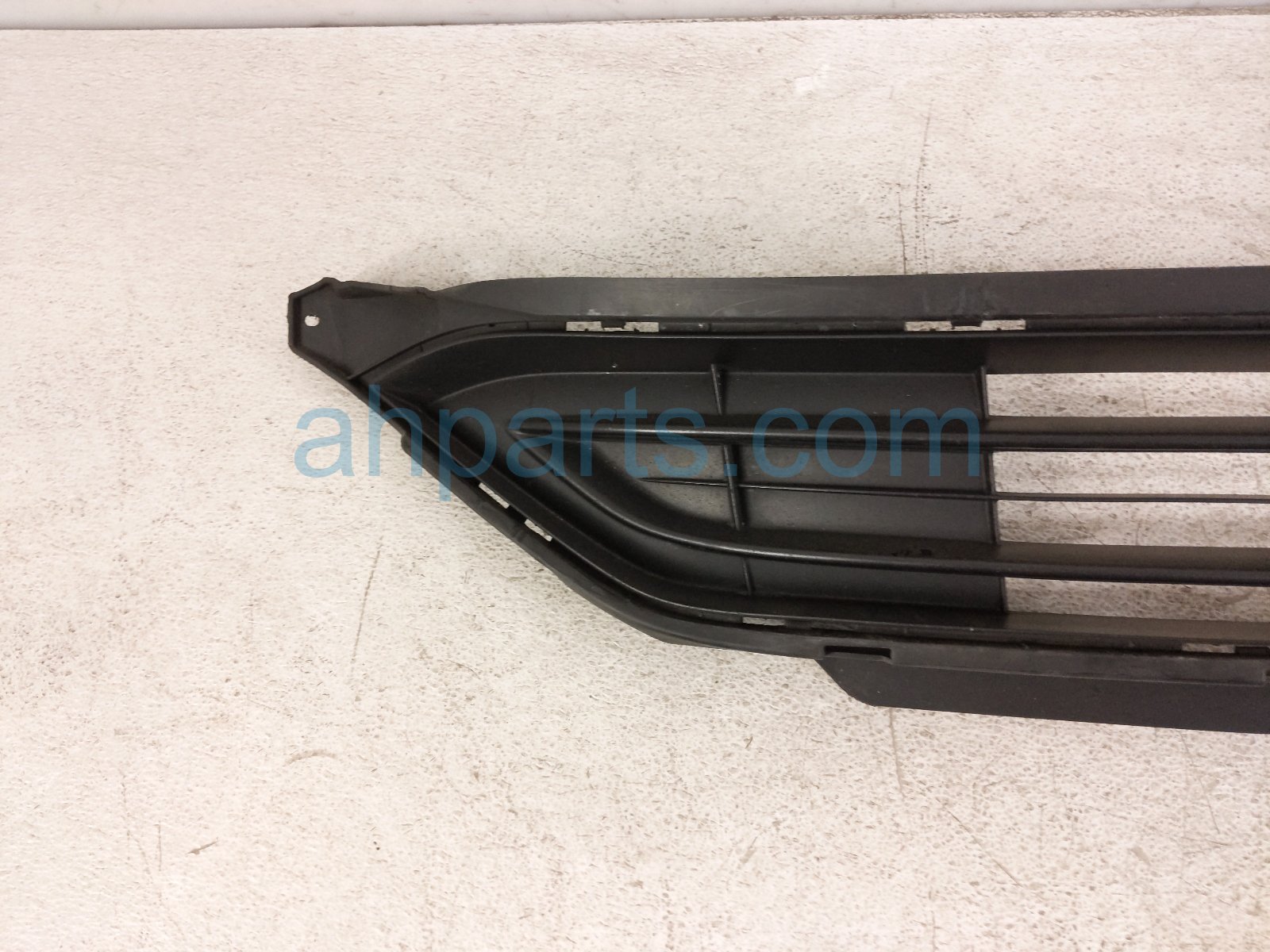2023 Acura MDX Front Lower Bumper Grille 71105 TYA A00 Replacement 2023 Acura MDX Front Lower Bumper Grille 71105 TYA A00 Replacement thumbnail