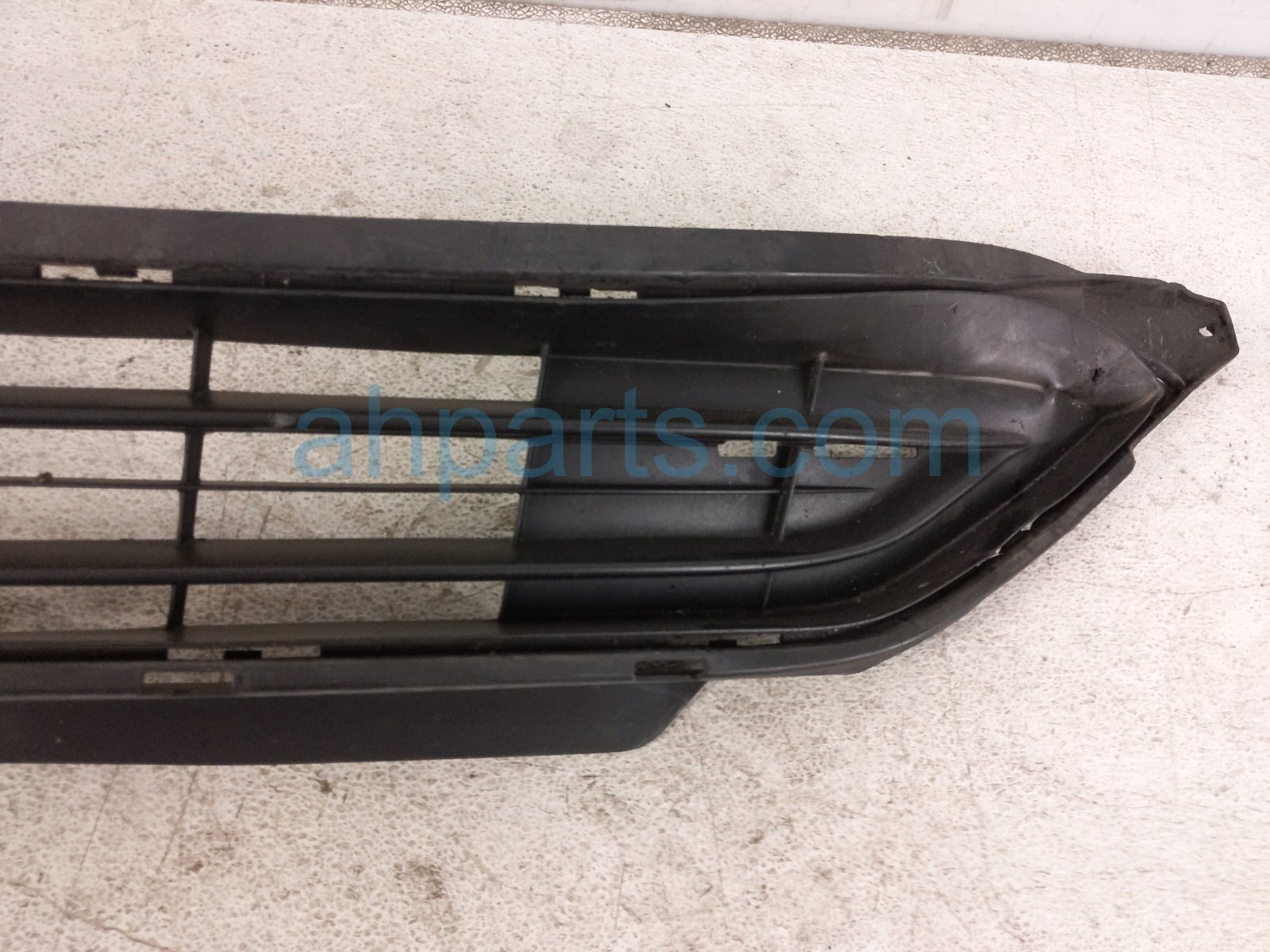 2023 Acura MDX Front Lower Bumper Grille 71105 TYA A00 Replacement 2023 Acura MDX Front Lower Bumper Grille 71105 TYA A00 Replacement thumbnail