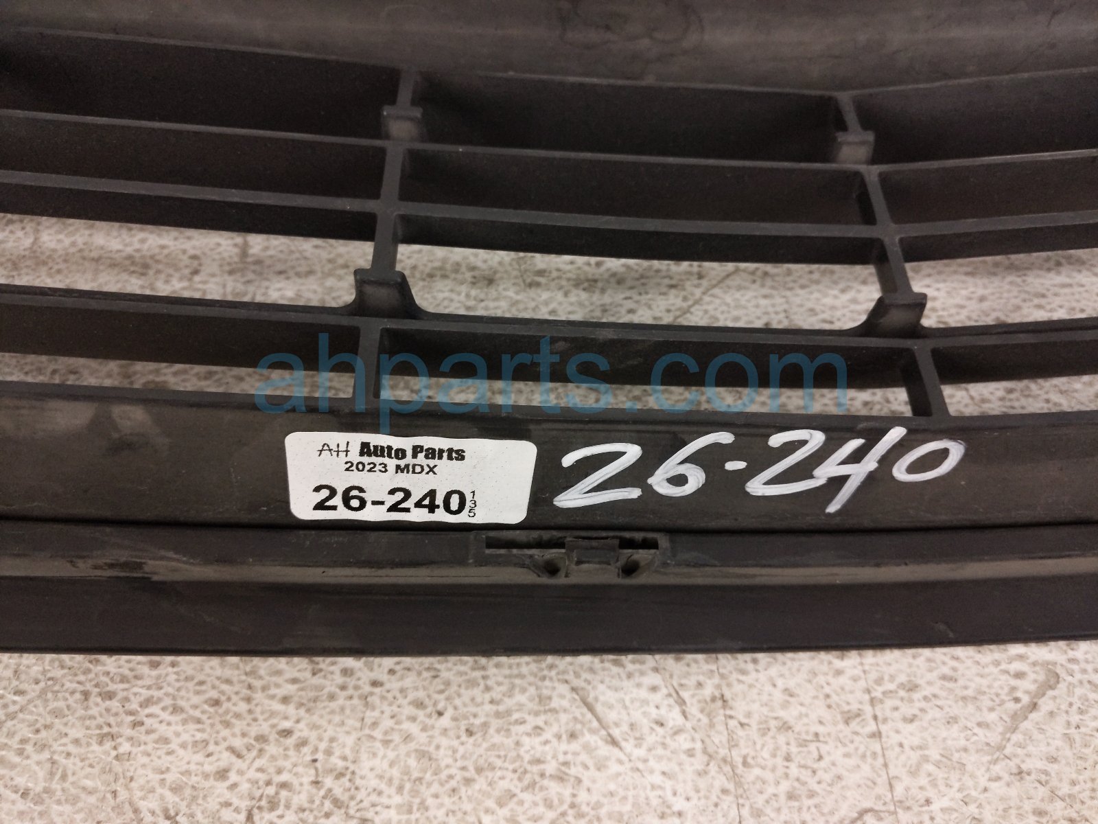 2023 Acura MDX Front Lower Bumper Grille 71105 TYA A00 Replacement 2023 Acura MDX Front Lower Bumper Grille 71105 TYA A00 Replacement thumbnail