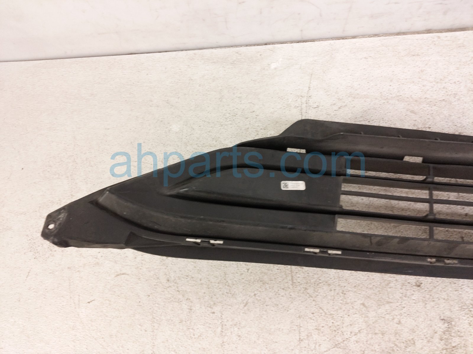 2023 Acura MDX Front Lower Bumper Grille 71105 TYA A00 Replacement 2023 Acura MDX Front Lower Bumper Grille 71105 TYA A00 Replacement thumbnail