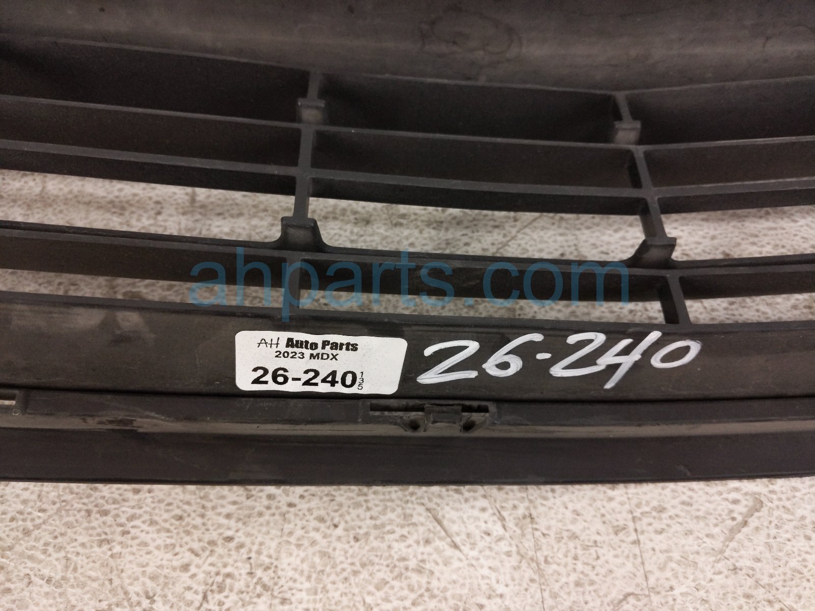 2023 Acura MDX Front Lower Bumper Grille 71105 TYA A00 Replacement 2023 Acura MDX Front Lower Bumper Grille 71105 TYA A00 Replacement thumbnail