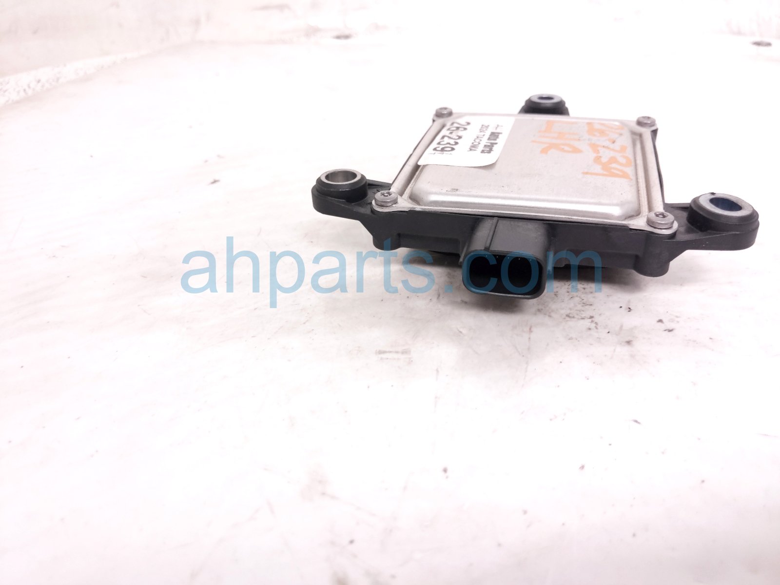 2024 Toyota Tacoma Rear Driver Blind Spot Monitor Sensor 88162 AK020 Replacement 2024 Toyota Tacoma Rear Driver Blind Spot Monitor Sensor 88162 AK020 Replacement thumbnail