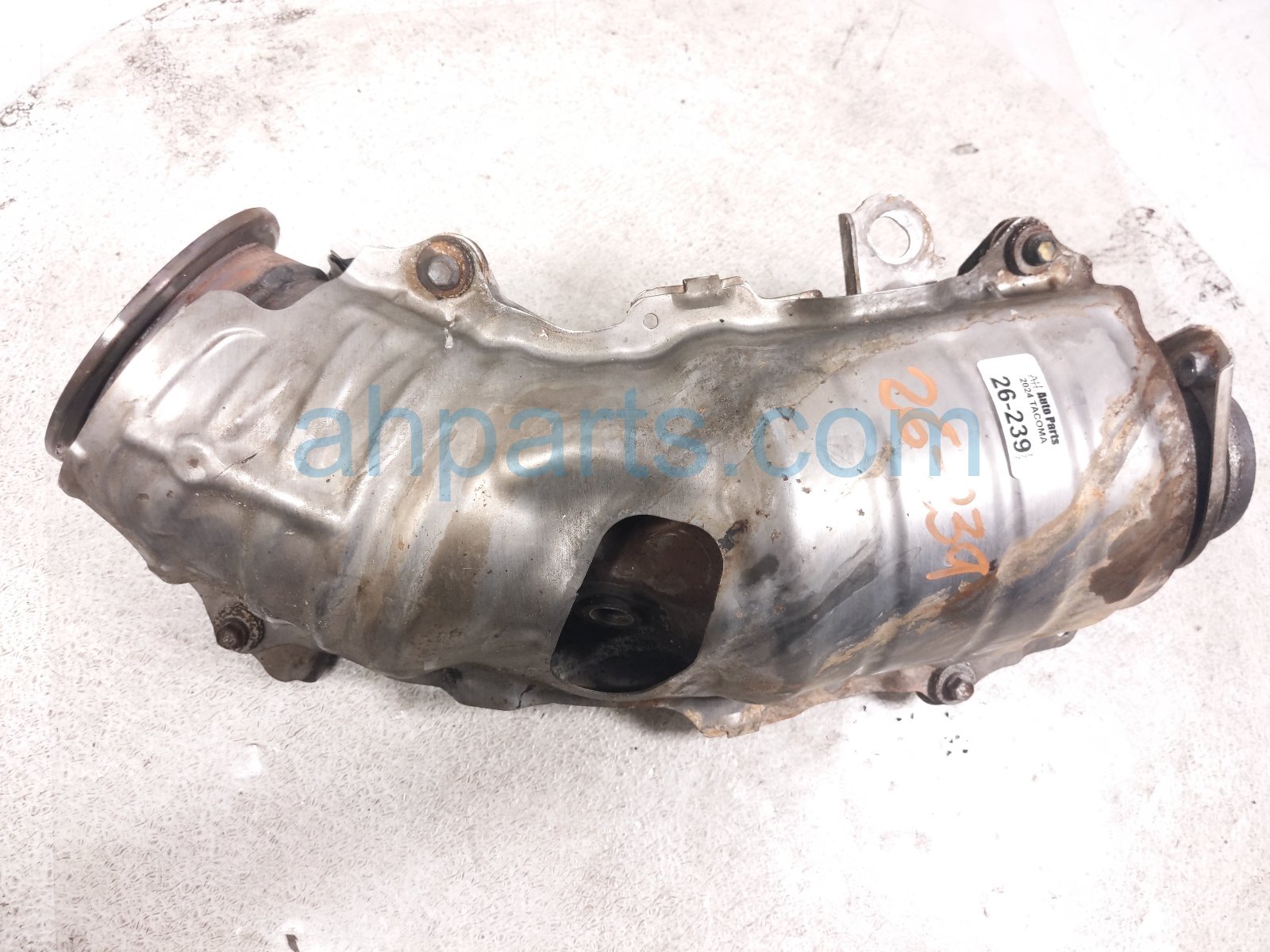 2024 Toyota Tacoma Catalytic Converter 2.4t 4x4 17400 F0040 Replacement 2024 Toyota Tacoma Catalytic Converter 2.4t 4x4 17400 F0040 Replacement thumbnail