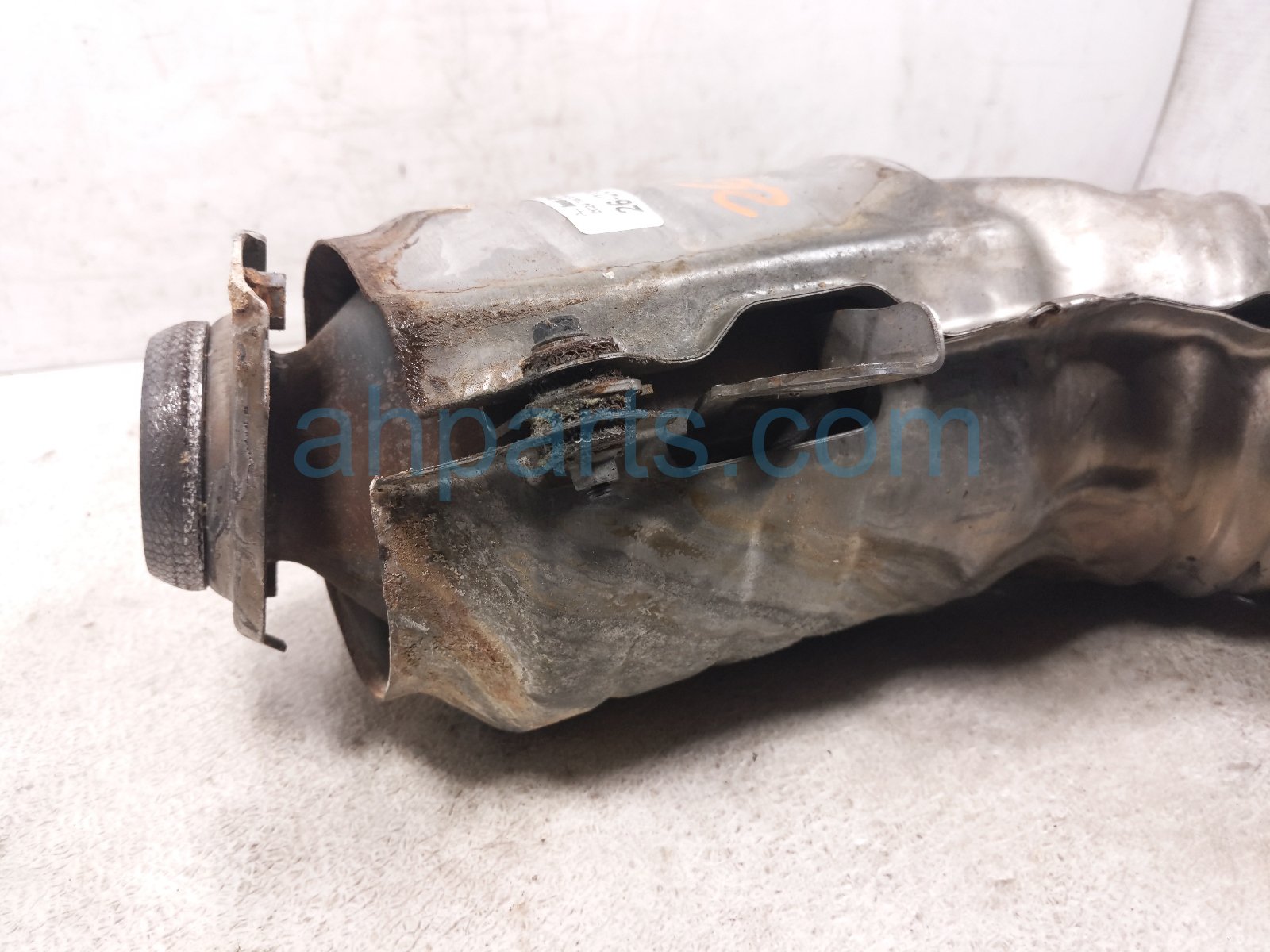 2024 Toyota Tacoma Catalytic Converter 2.4t 4x4 17400 F0040 Replacement 2024 Toyota Tacoma Catalytic Converter 2.4t 4x4 17400 F0040 Replacement thumbnail