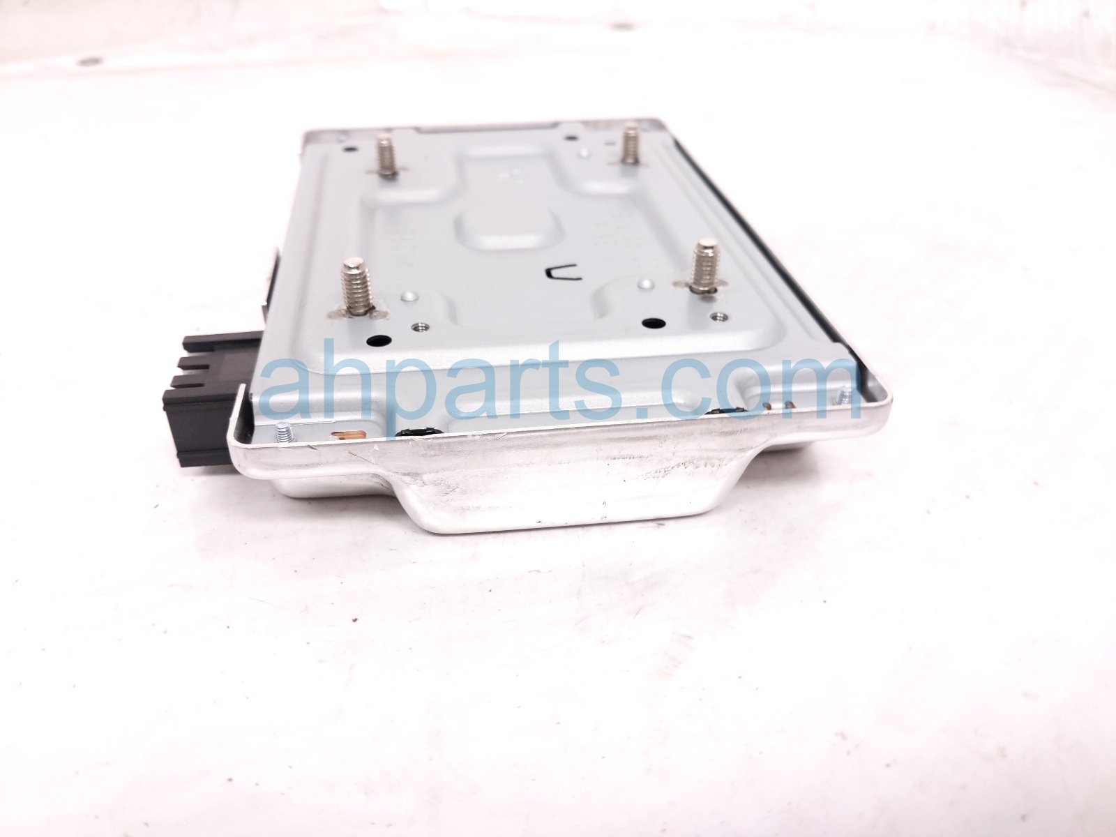 2025 Kia Carnival Central Control Module Unit 91920 R0000 Replacement 2025 Kia Carnival Central Control Module Unit 91920 R0000 Replacement thumbnail