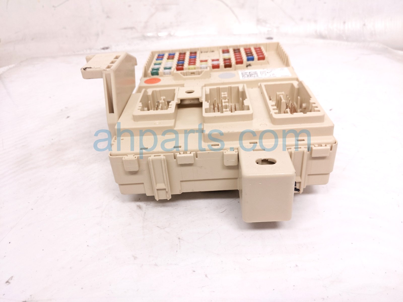 2025 Kia Carnival Engine Room Fuse Box 1.6l Hyb 91960 ES010 Replacement 2025 Kia Carnival Engine Room Fuse Box 1.6l Hyb 91960 ES010 Replacement thumbnail