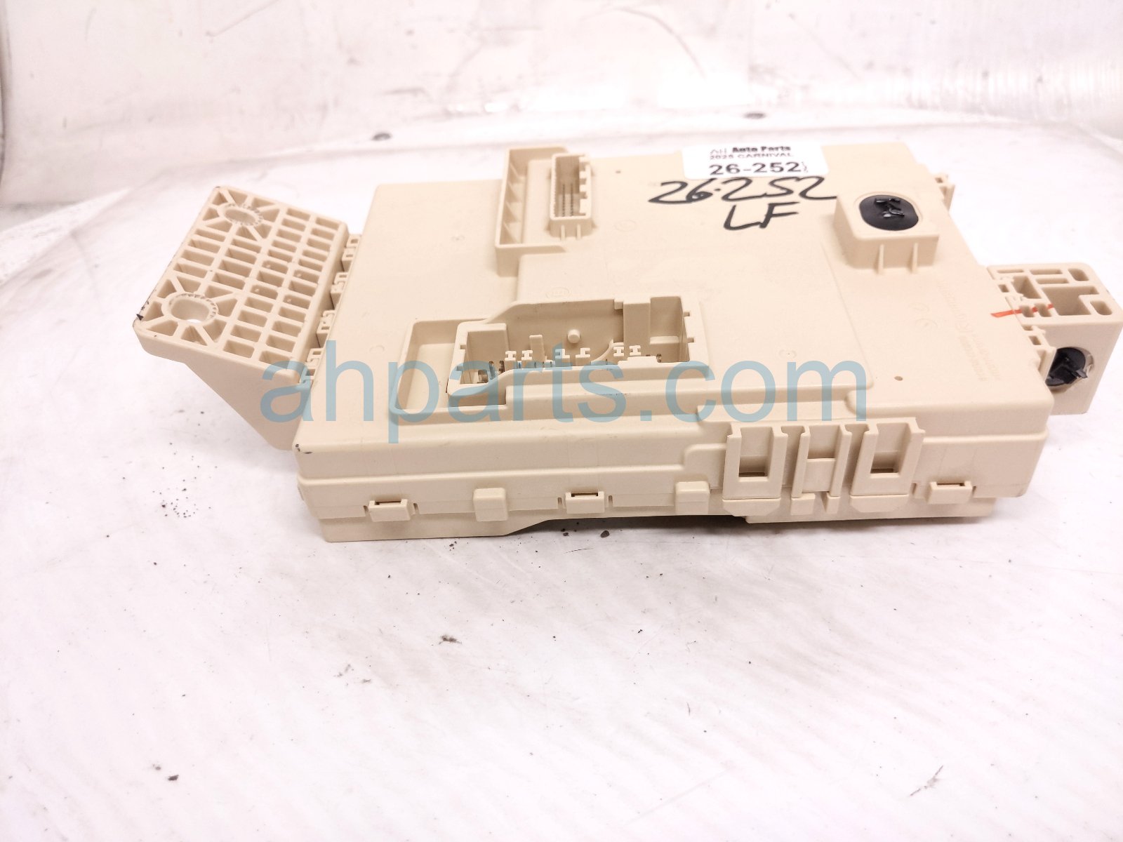 2025 Kia Carnival Engine Room Fuse Box 1.6l Hyb 91960 ES010 Replacement 2025 Kia Carnival Engine Room Fuse Box 1.6l Hyb 91960 ES010 Replacement thumbnail