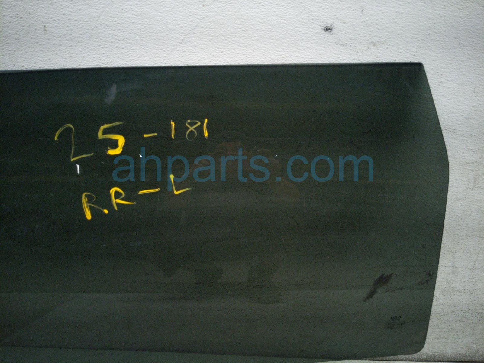 2025 Kia Carnival Rear Driver Door Glass Window 83410 R0520 Replacement 2025 Kia Carnival Rear Driver Door Glass Window 83410 R0520 Replacement thumbnail