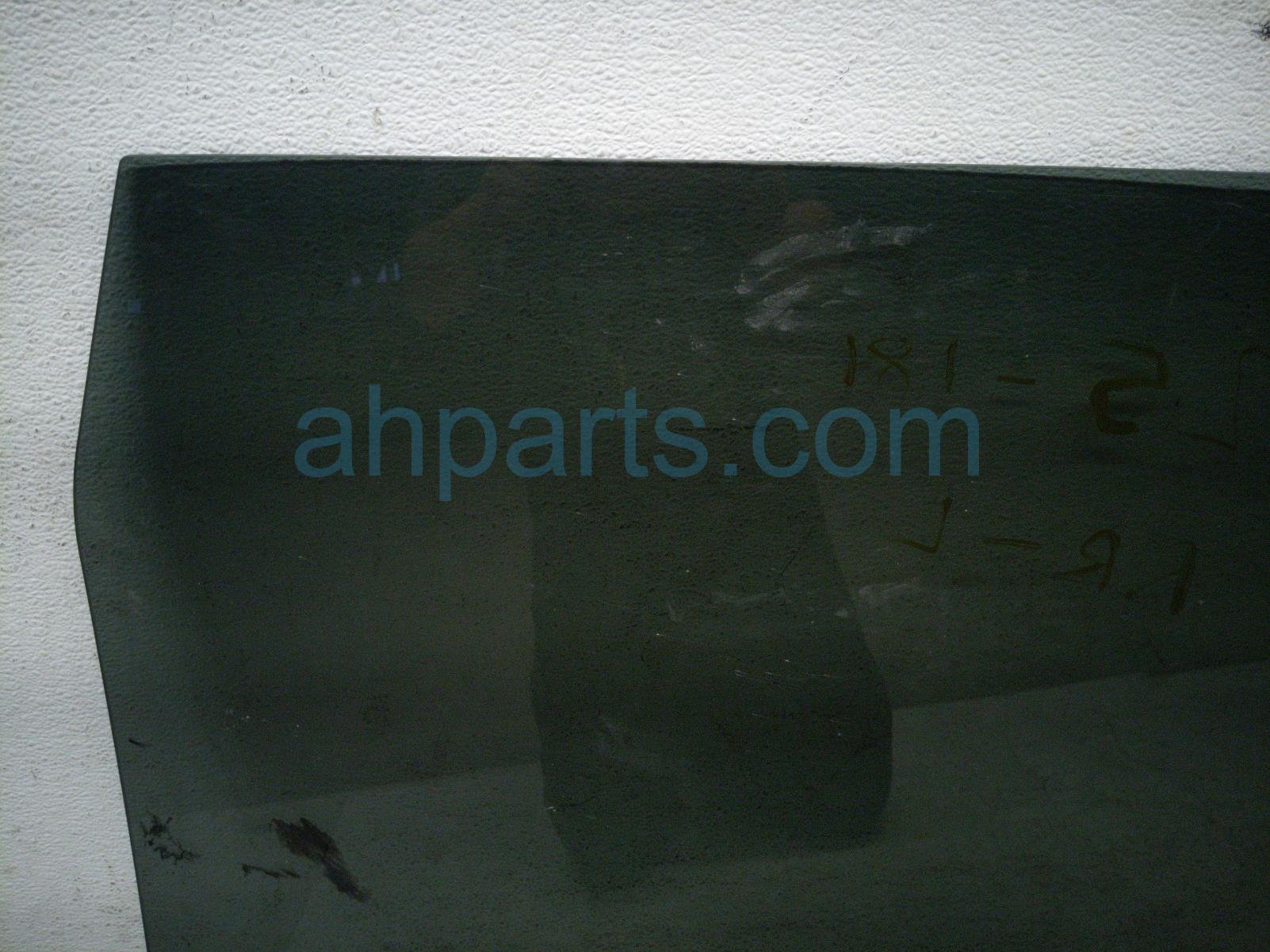 2025 Kia Carnival Rear Driver Door Glass Window 83410 R0520 Replacement 2025 Kia Carnival Rear Driver Door Glass Window 83410 R0520 Replacement thumbnail