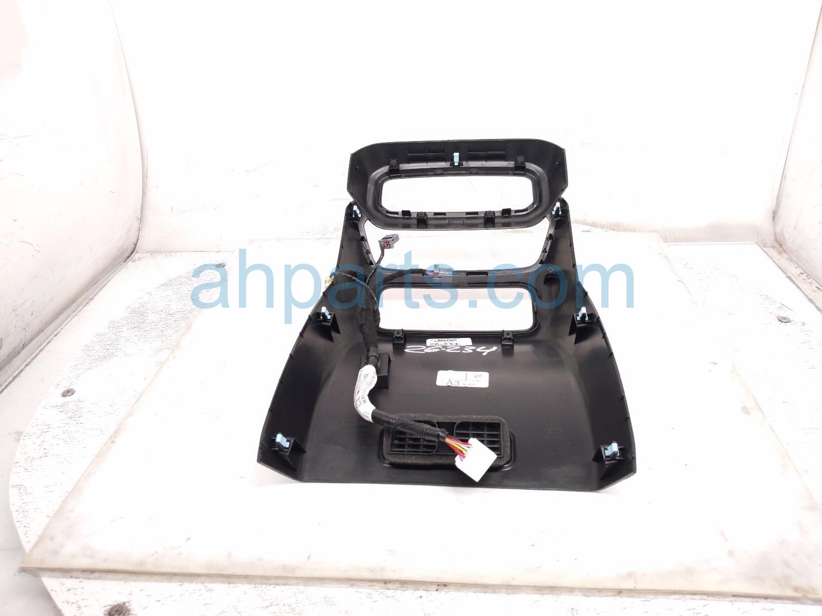 2024 Honda Pilot Center Console Rear Cover 83451 T90 A02ZA Replacement 2024 Honda Pilot Center Console Rear Cover 83451 T90 A02ZA Replacement thumbnail