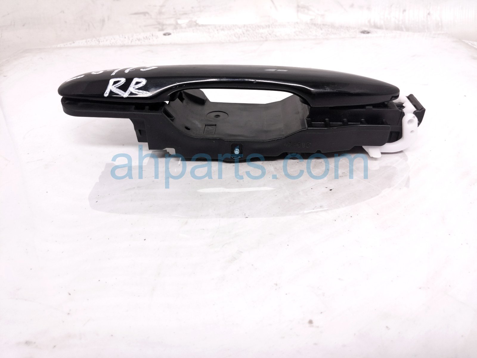 2020 Toyota Camry Outside/exterior Rear Passenger Exterior Door Handle Black 69211 06110 C0 Replacement 2020 Toyota Camry Outside/exterior Rear Passenger Exterior Door Handle Black 69211 06110 C0 Replacement thumbnail