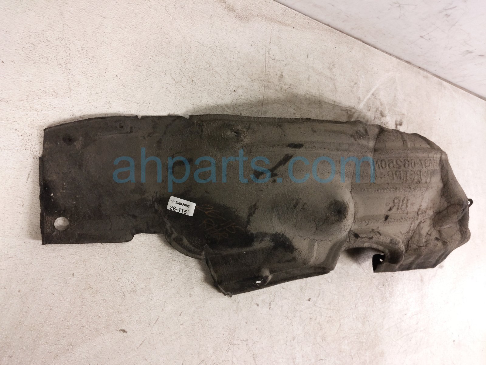 2020 Toyota Camry Rear Passenger Inner Fender Liner 65637 06250 Replacement 2020 Toyota Camry Rear Passenger Inner Fender Liner 65637 06250 Replacement thumbnail
