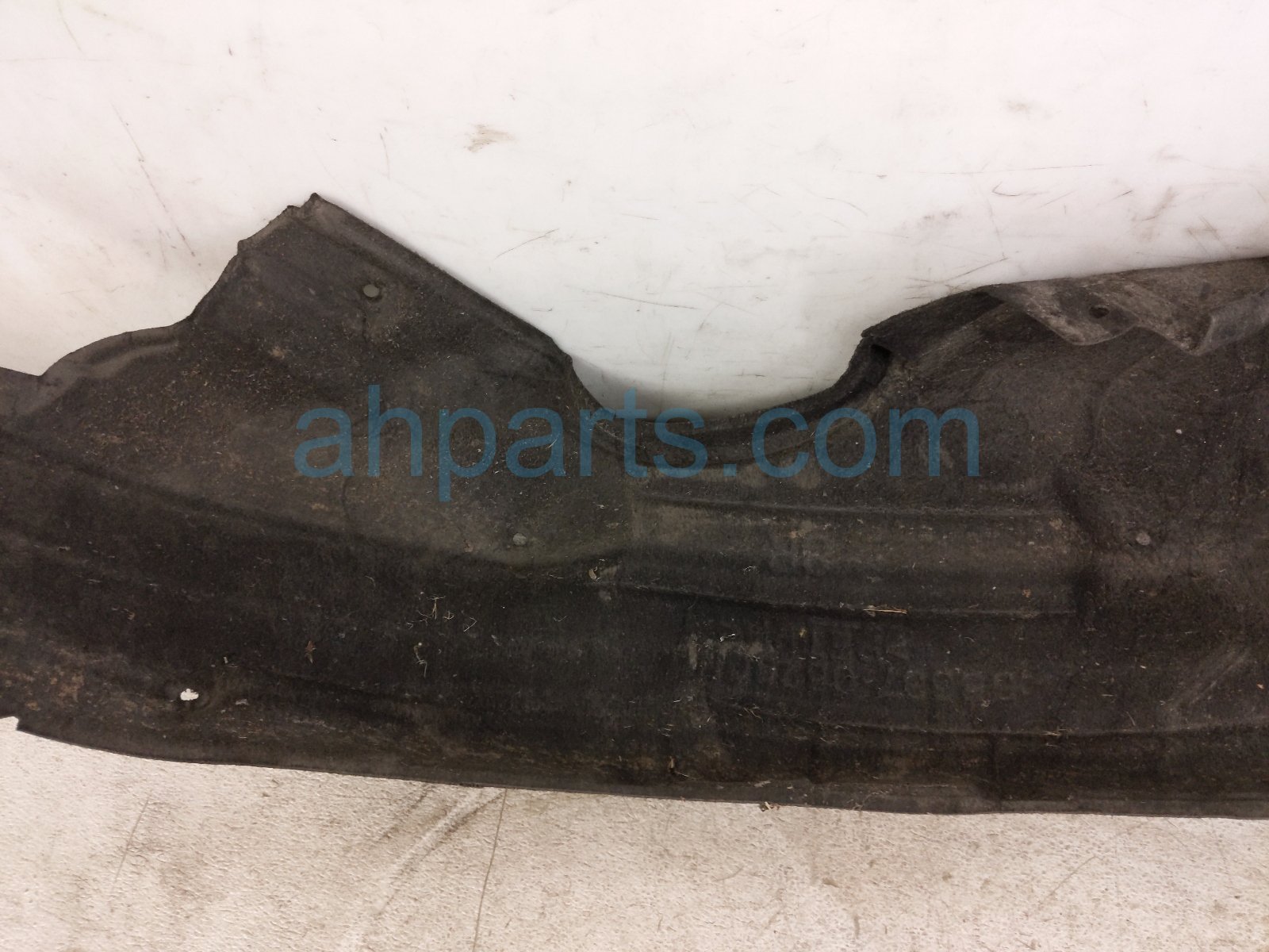 2020 Toyota Camry Rear Passenger Inner Fender Liner 65637 06250 Replacement 2020 Toyota Camry Rear Passenger Inner Fender Liner 65637 06250 Replacement thumbnail