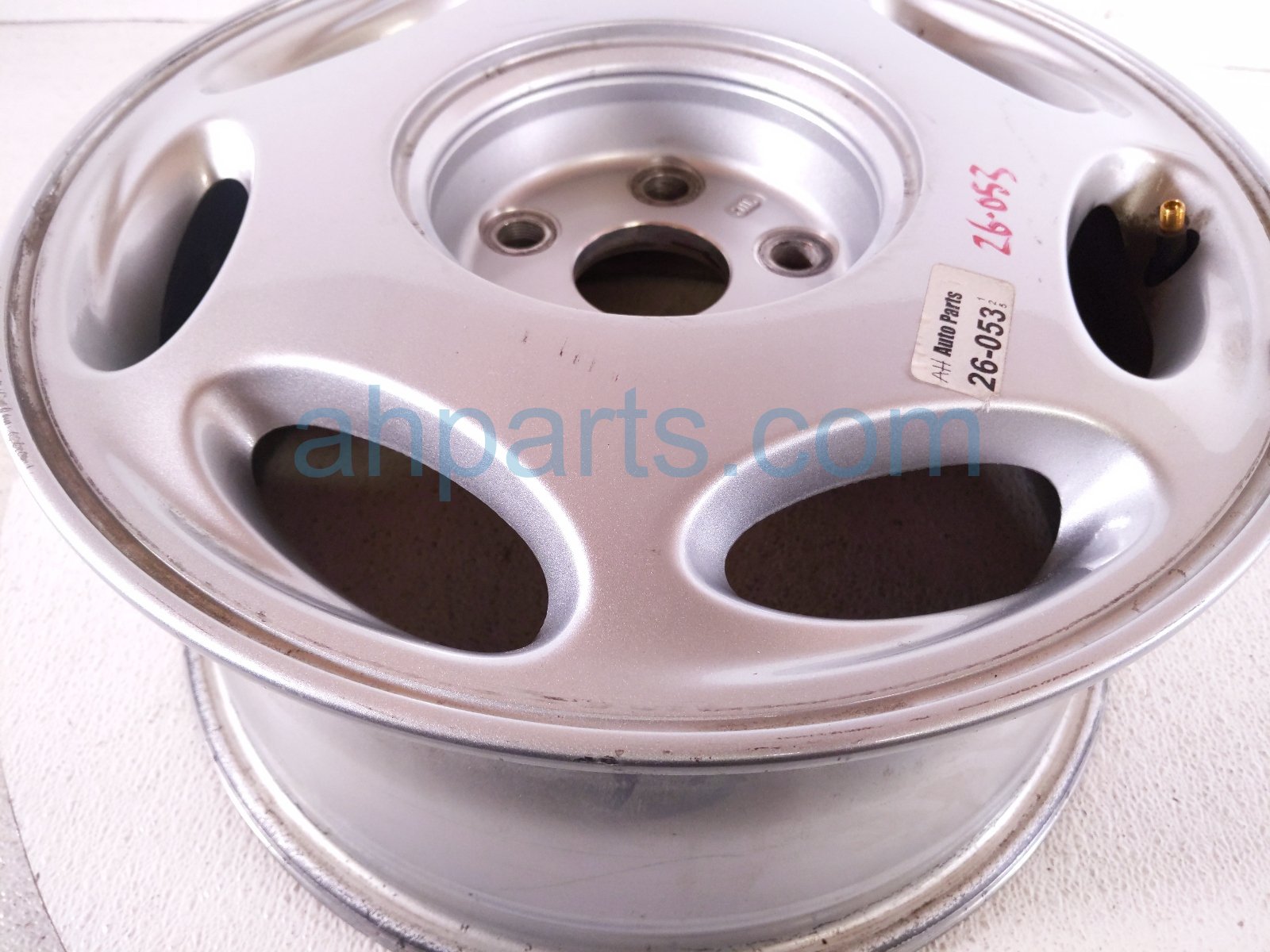 2001 Lexus Ls430 Rear Driver Wheel / Rim 16x7j 42611 50300 Replacement 2001 Lexus Ls430 Rear Driver Wheel / Rim 16x7j 42611 50300 Replacement thumbnail