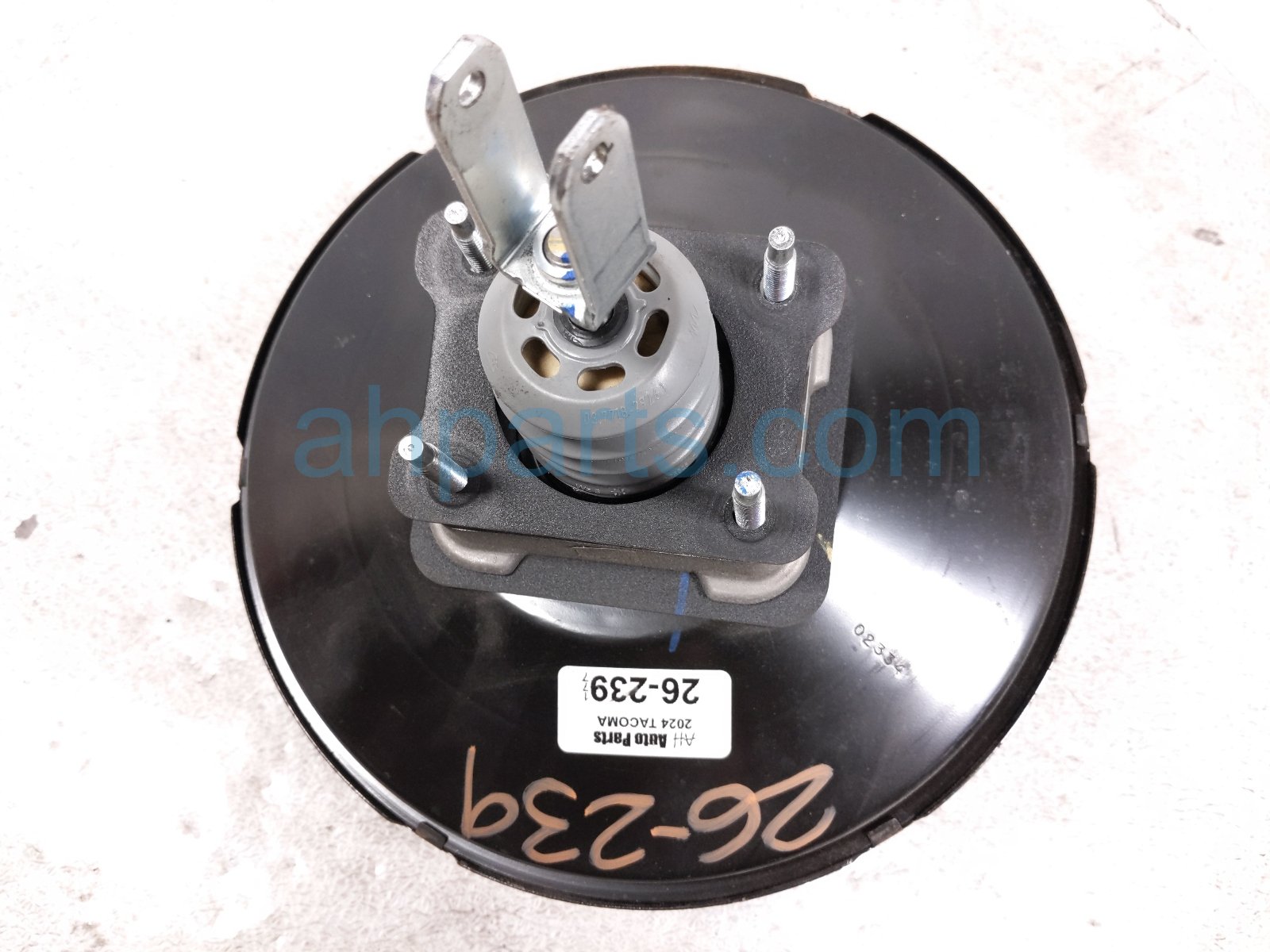 2024 Toyota Tacoma Power Brake Booster 2.4l 4x4 44610 AK010 Replacement 2024 Toyota Tacoma Power Brake Booster 2.4l 4x4 44610 AK010 Replacement thumbnail