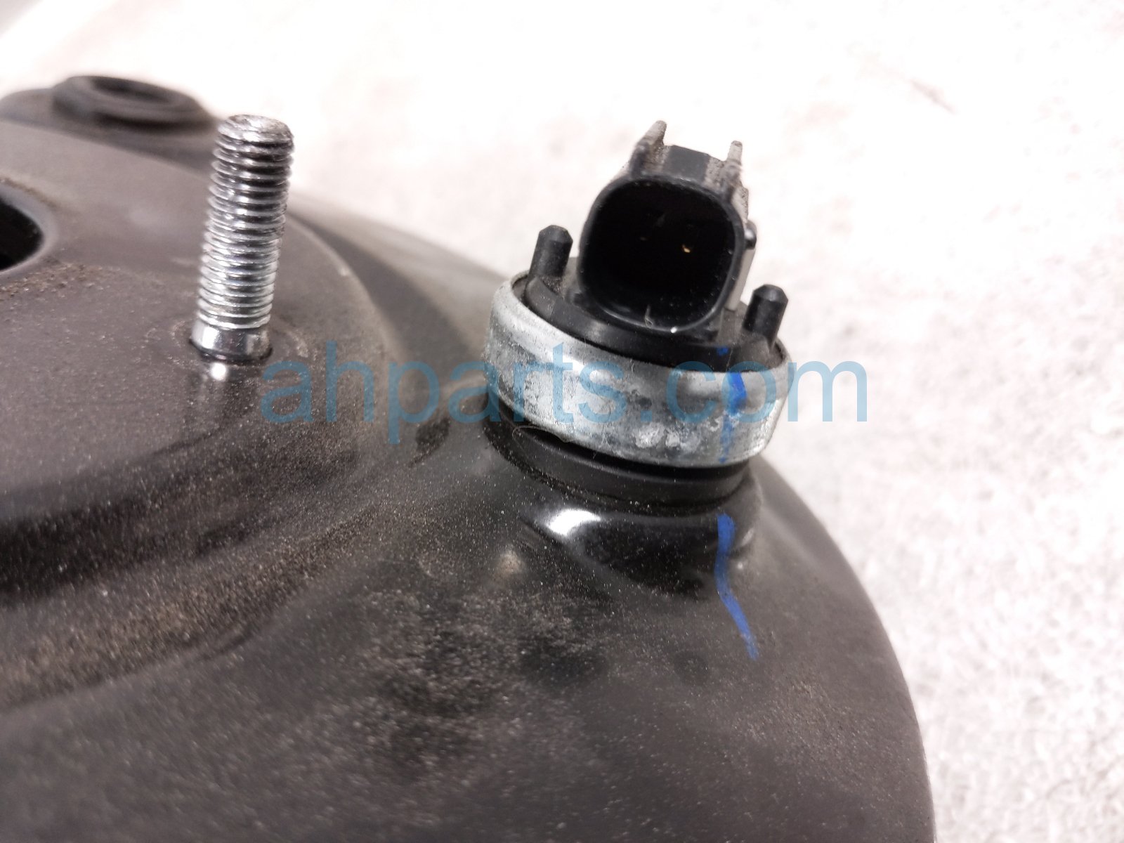 2024 Toyota Tacoma Power Brake Booster 2.4l 4x4 44610 AK010 Replacement 2024 Toyota Tacoma Power Brake Booster 2.4l 4x4 44610 AK010 Replacement thumbnail