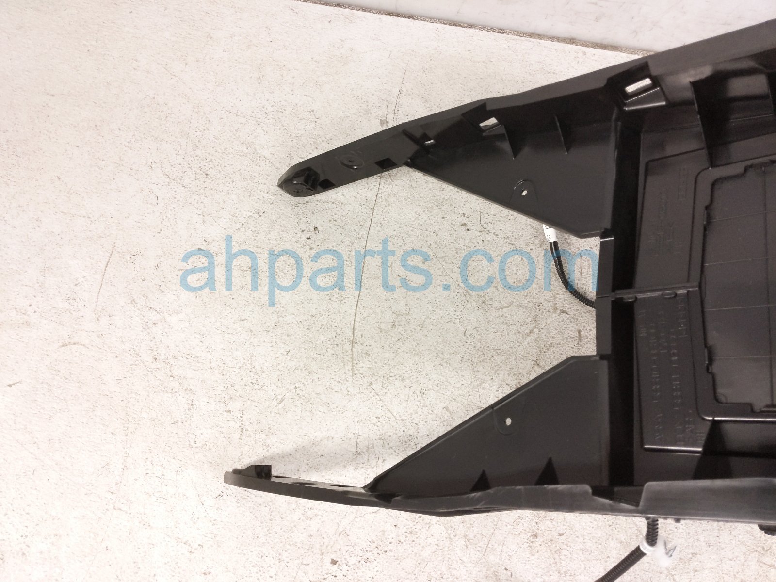 2022 Toyota Sienna Center Console Mount Bracket gry 58810 08160 C1 Replacement 2022 Toyota Sienna Center Console Mount Bracket gry 58810 08160 C1 Replacement thumbnail