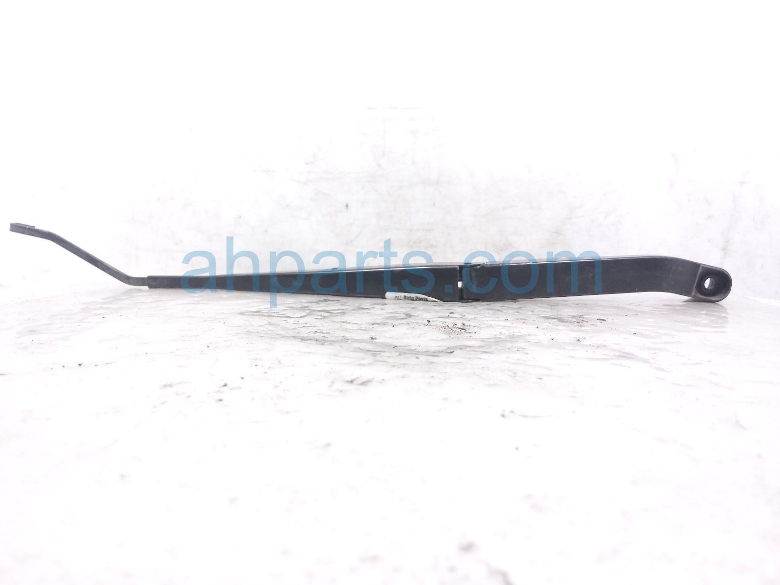 Chevy RH WINDSHIELD WIPER ARM