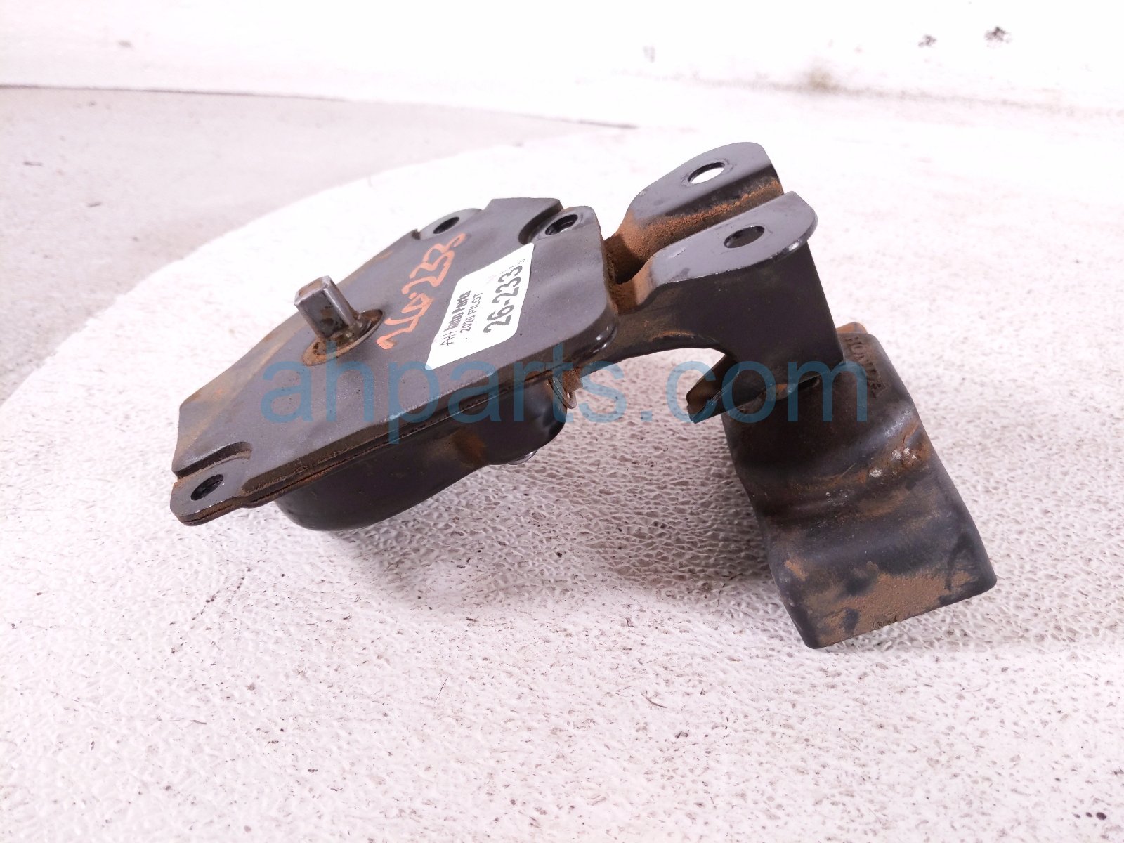 2020 Honda Pilot Spare Tire Hoist Carrier Assy 74711 SZA A02 Replacement 2020 Honda Pilot Spare Tire Hoist Carrier Assy 74711 SZA A02 Replacement thumbnail