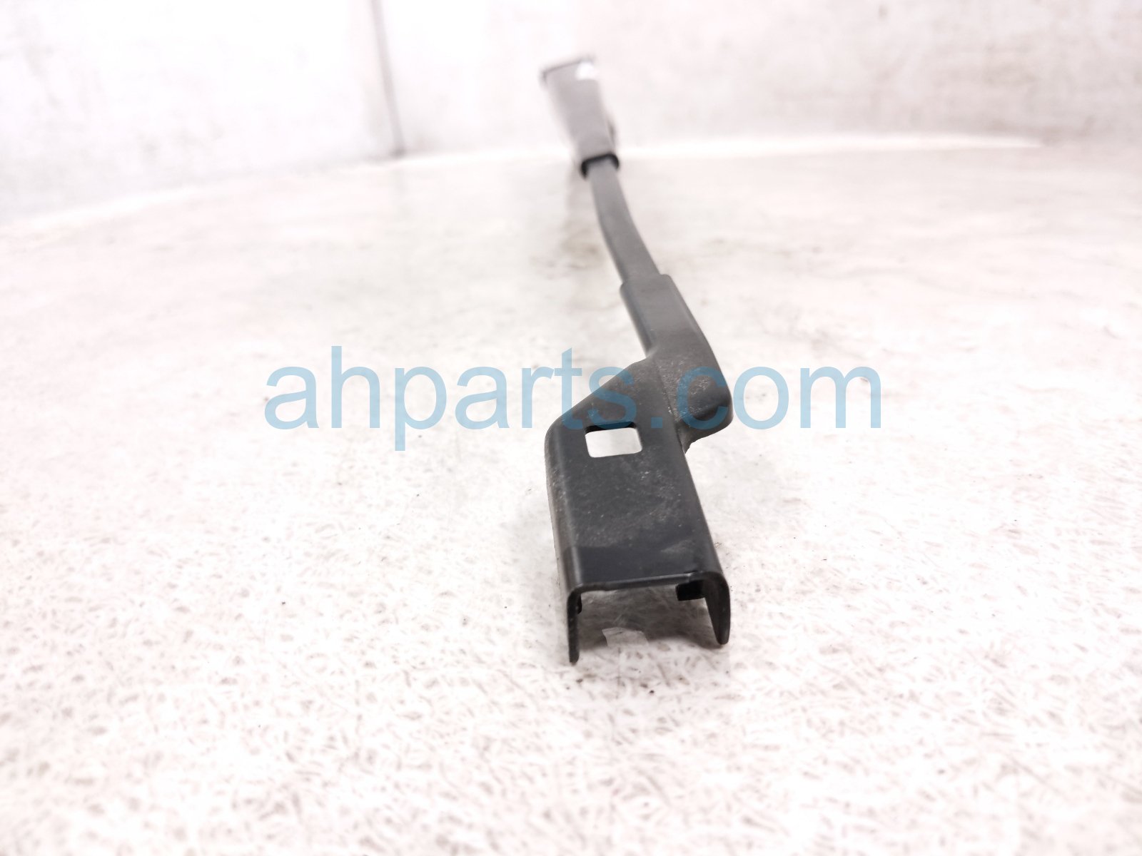 2024 Toyota Tacoma Passenger Windshield Wiper Arm 85211 AK010 Replacement 2024 Toyota Tacoma Passenger Windshield Wiper Arm 85211 AK010 Replacement thumbnail