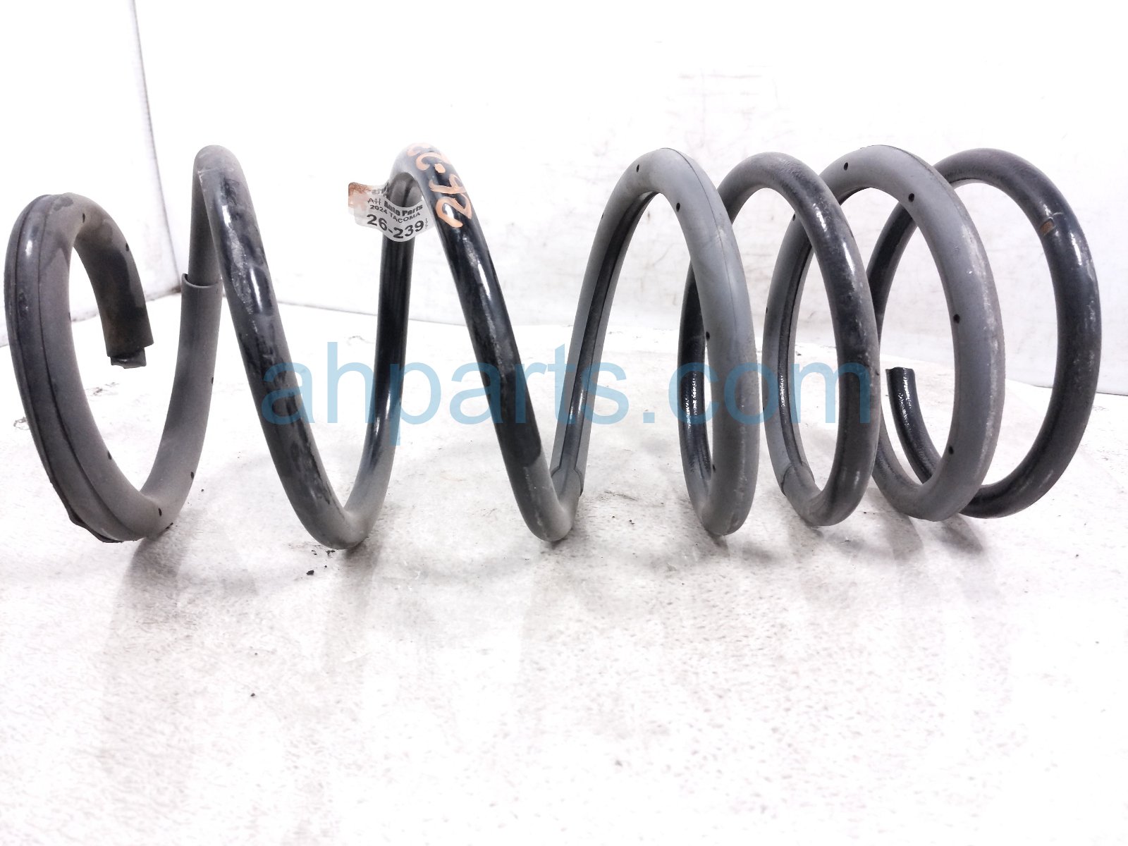 2024 Toyota Tacoma Strut / / Shock Absorber Rear Passenger Coil Spring Only 48231 AK061 Replacement 2024 Toyota Tacoma Strut / / Shock Absorber Rear Passenger Coil Spring Only 48231 AK061 Replacement thumbnail