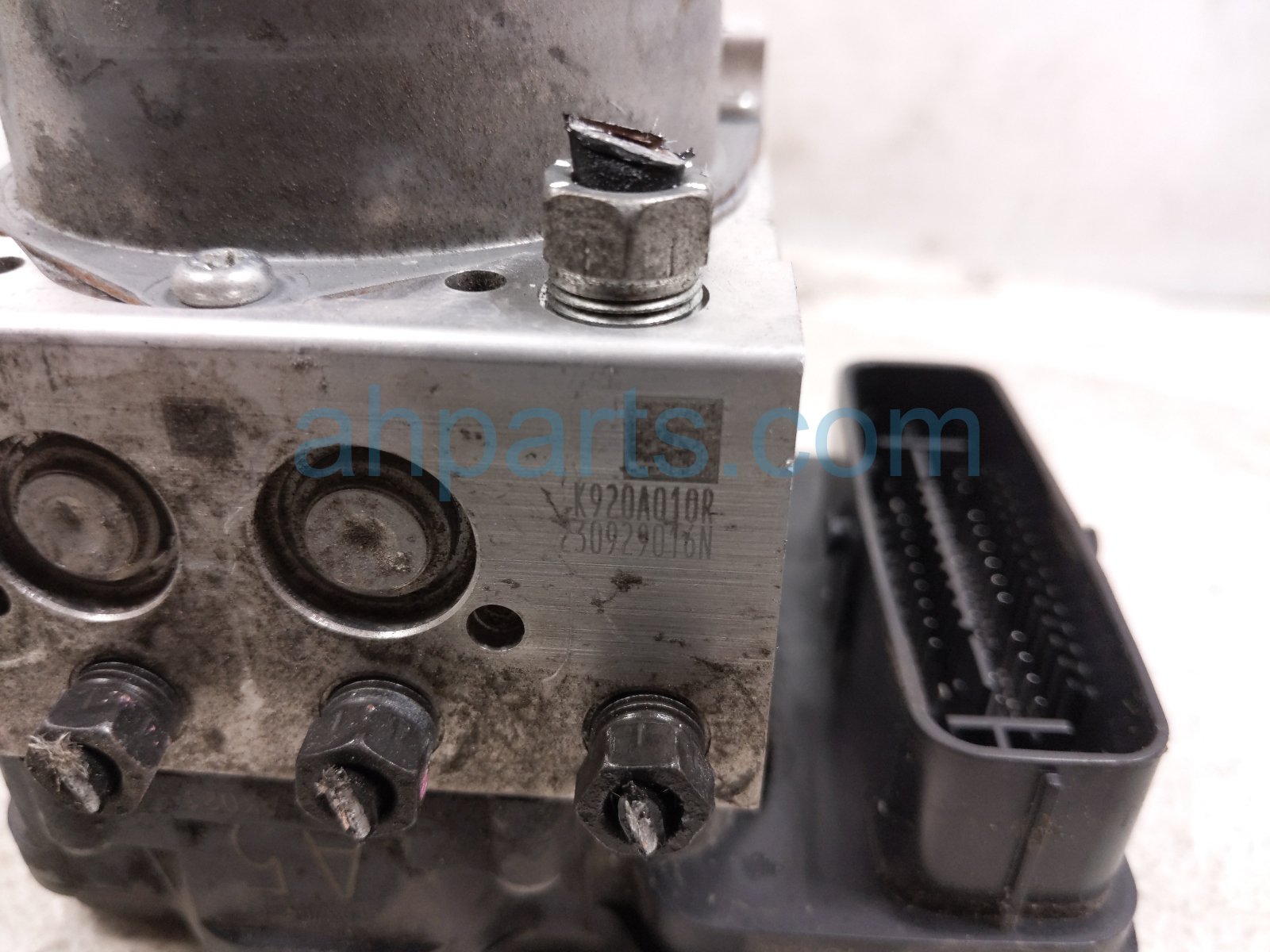2024 Toyota Tacoma (anti Lock Brake) Abs/vsa Pump Modulator 4x4 44050 AK121 Replacement 2024 Toyota Tacoma (anti Lock Brake) Abs/vsa Pump Modulator 4x4 44050 AK121 Replacement thumbnail