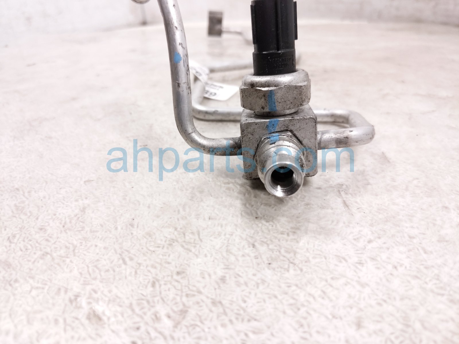 2024 Toyota Tacoma Ac Hose Pipe A/c Liquid Line W/sensor 2.4l 4x4 88710 AK010 Replacement 2024 Toyota Tacoma Ac Hose Pipe A/c Liquid Line W/sensor 2.4l 4x4 88710 AK010 Replacement thumbnail