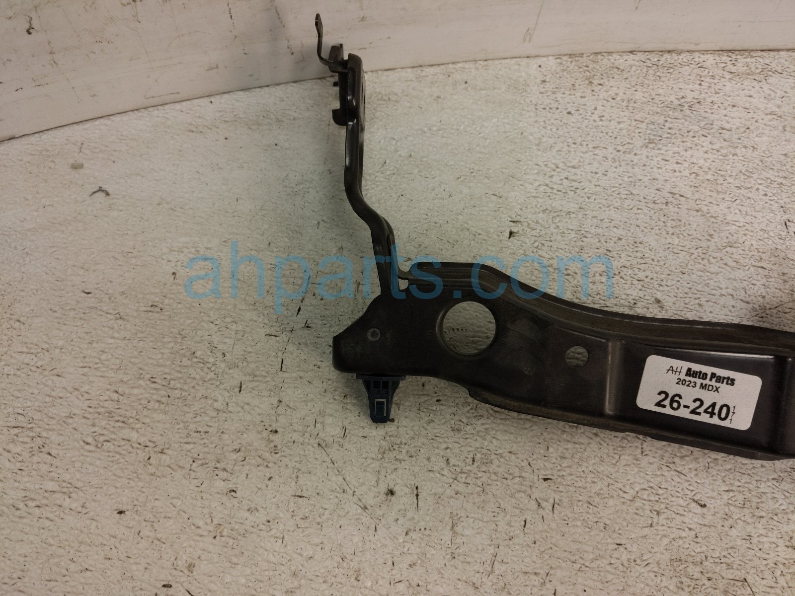 2023 Acura MDX Core Radiator Support Upper Tie Bar 71160 TYA A00 Replacement 2023 Acura MDX Core Radiator Support Upper Tie Bar 71160 TYA A00 Replacement thumbnail