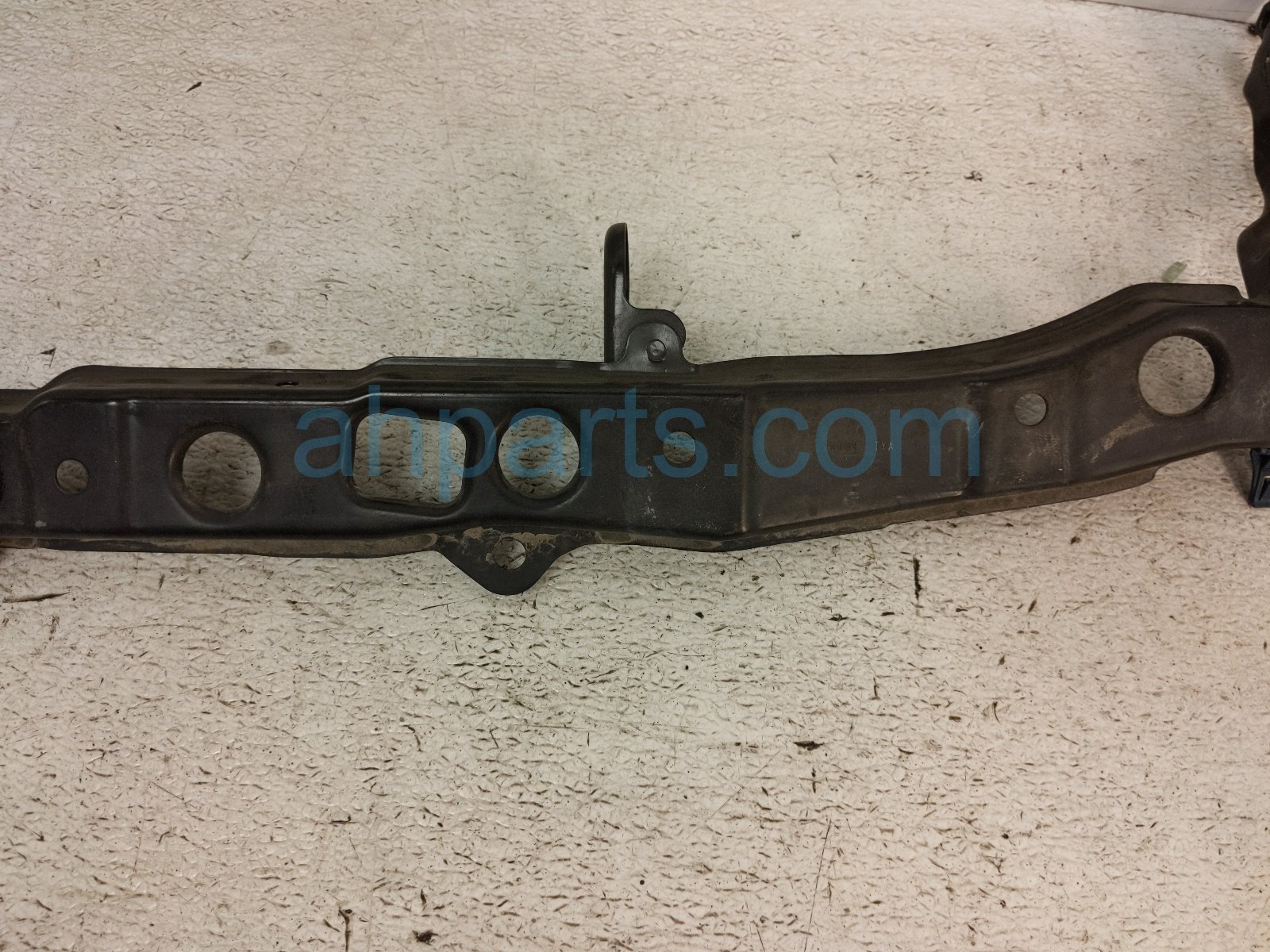 2023 Acura MDX Core Radiator Support Upper Tie Bar 71160 TYA A00 Replacement 2023 Acura MDX Core Radiator Support Upper Tie Bar 71160 TYA A00 Replacement thumbnail