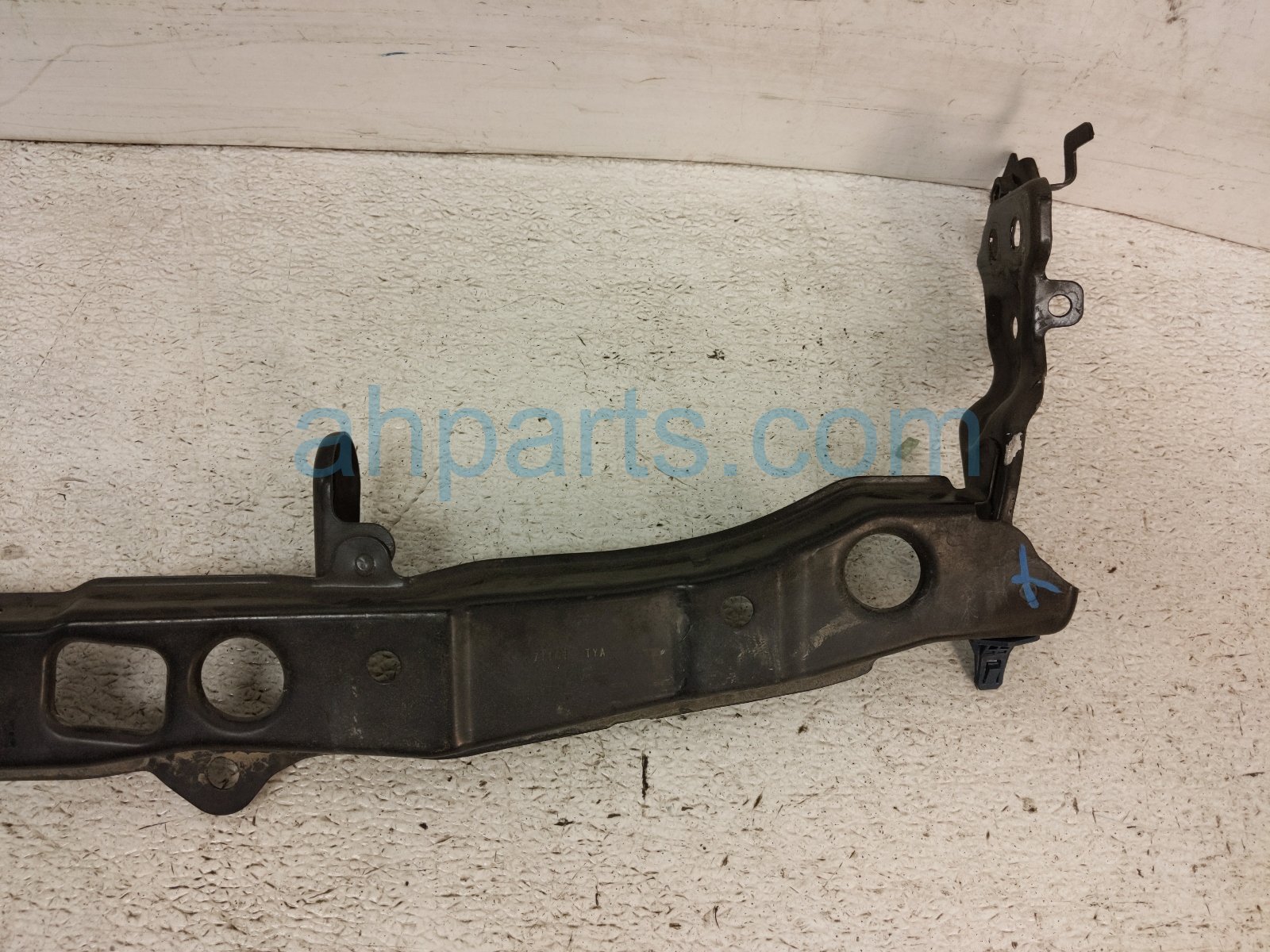 2023 Acura MDX Core Radiator Support Upper Tie Bar 71160 TYA A00 Replacement 2023 Acura MDX Core Radiator Support Upper Tie Bar 71160 TYA A00 Replacement thumbnail