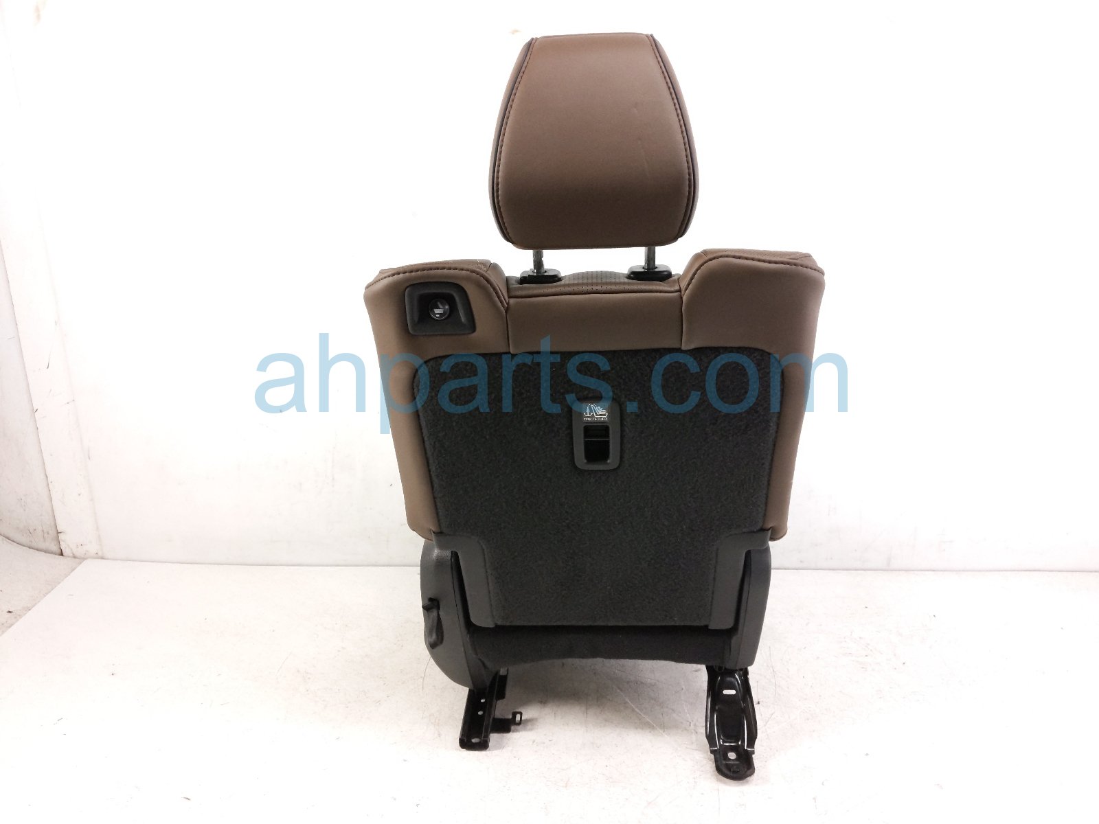 2023 Acura MDX Rear / Back (2nd Row) 2nd Row Driver Seat Assy Brn Lthr 81721 TYA A61ZB Replacement 2023 Acura MDX Rear / Back (2nd Row) 2nd Row Driver Seat Assy Brn Lthr 81721 TYA A61ZB Replacement thumbnail